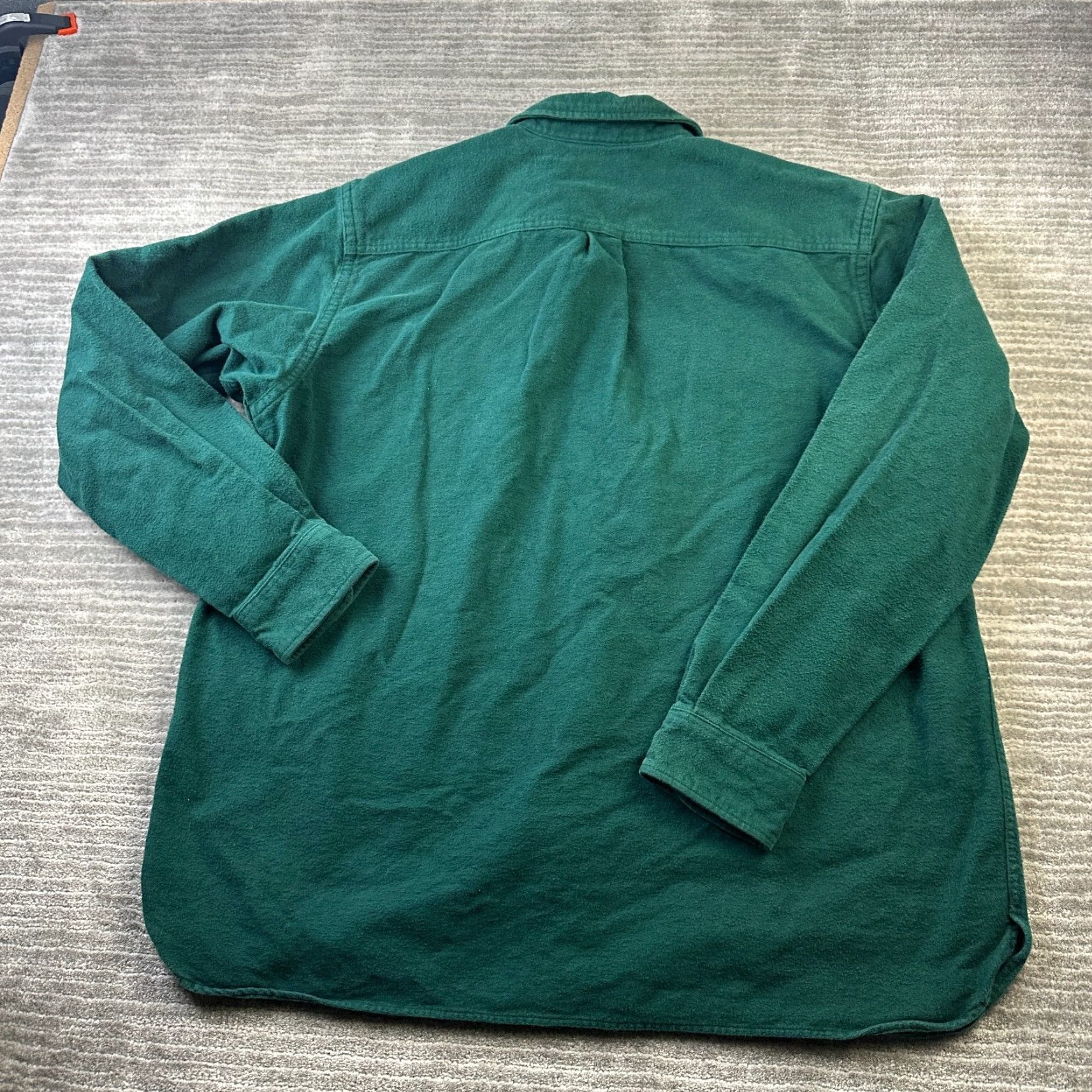 Vintage VINTAGE LL Bean Shirt Mens XL Green Chamois Heavy Flannel 187923 Overshirt Shacket Button-Up Pocketed Size US XL / EU 56 / 4 - 2 Thumbnail