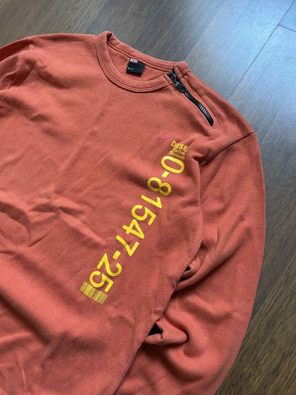 Diesel Vintage 00s Diesel LongSleeve Tee Streetwear Style Y2K Sz M Size M / US 6-8 / IT 42-44 - 5 Thumbnail