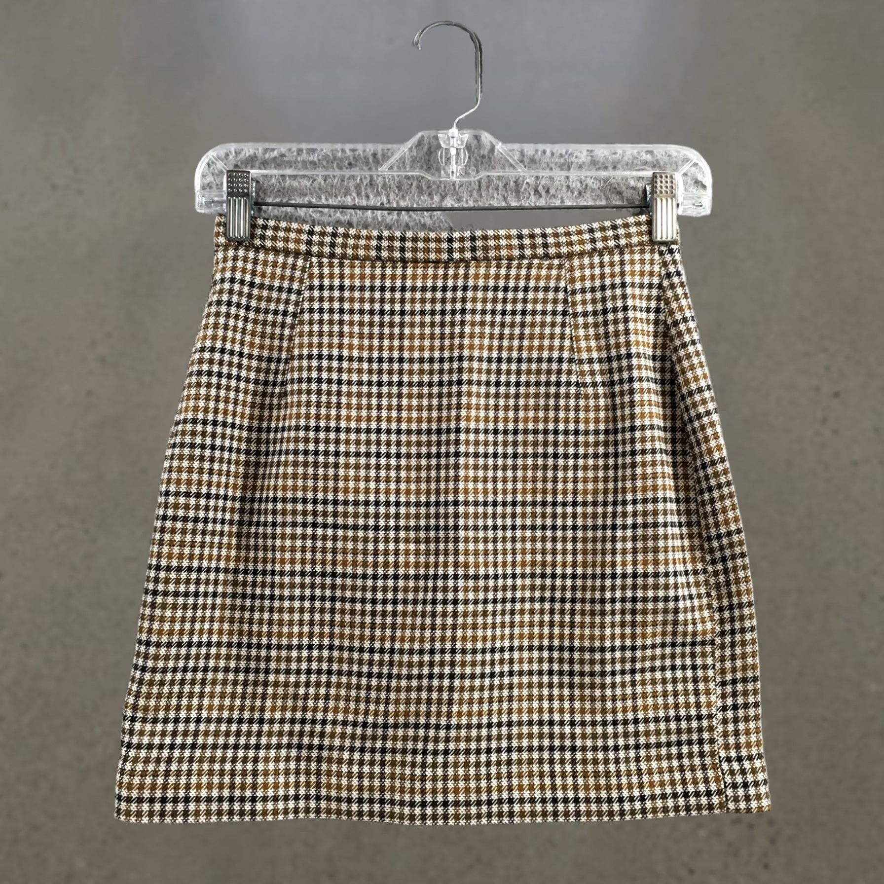 H&M H&M Skirt Womens 2 Multicolored Plaid Mini Zip Back Lined A-Line Casual Short Skirt Womens Size 26" / US 2 / IT 38 - 1 Thumbnail