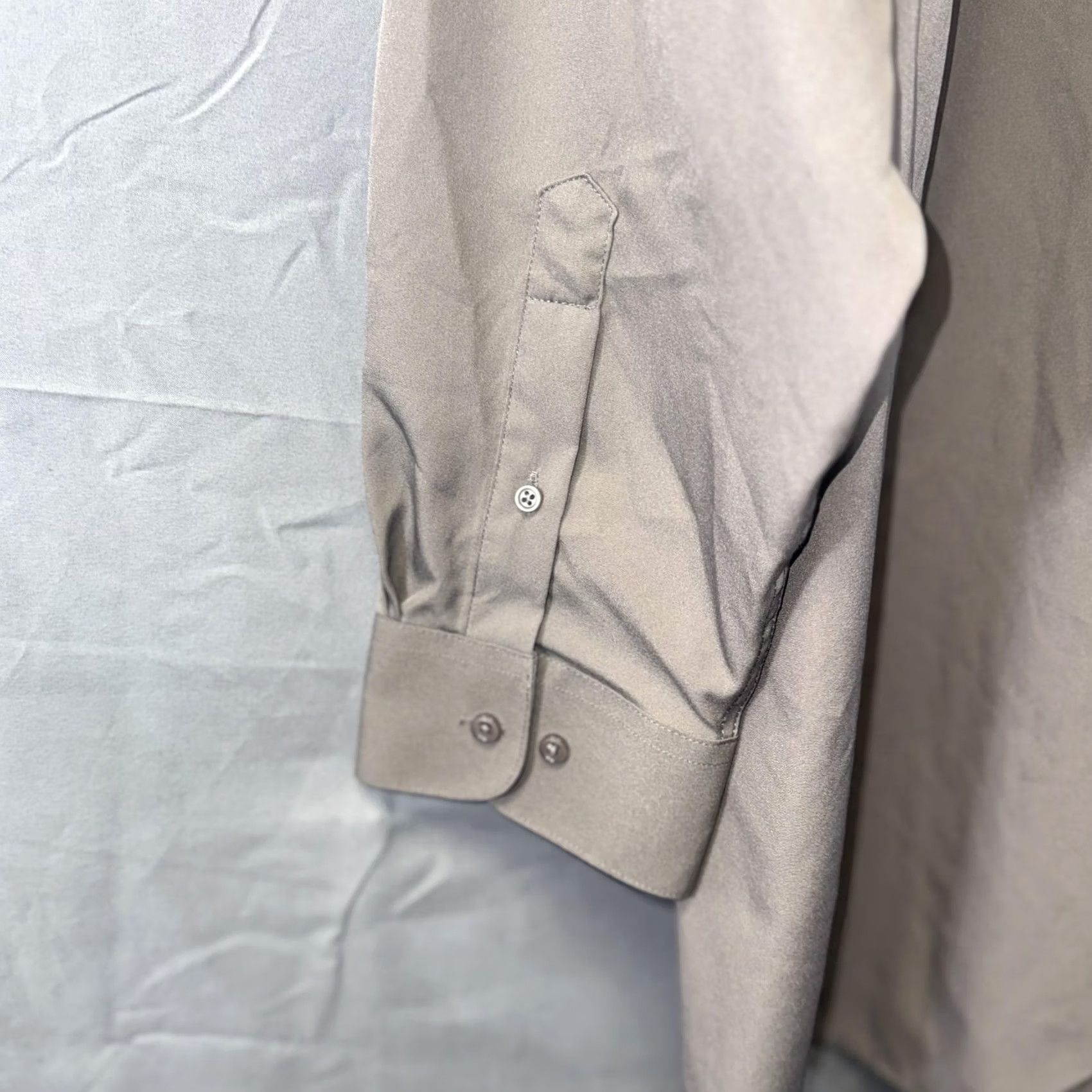 Vintage Shaquille O'Neal Shirt Mens XLG Big Fit Gray Solid Dress Shirt 19 Neck 34/35 Long Sleeve Stretch Cooling Size US XXL / EU 58 / 5 - 4 Thumbnail