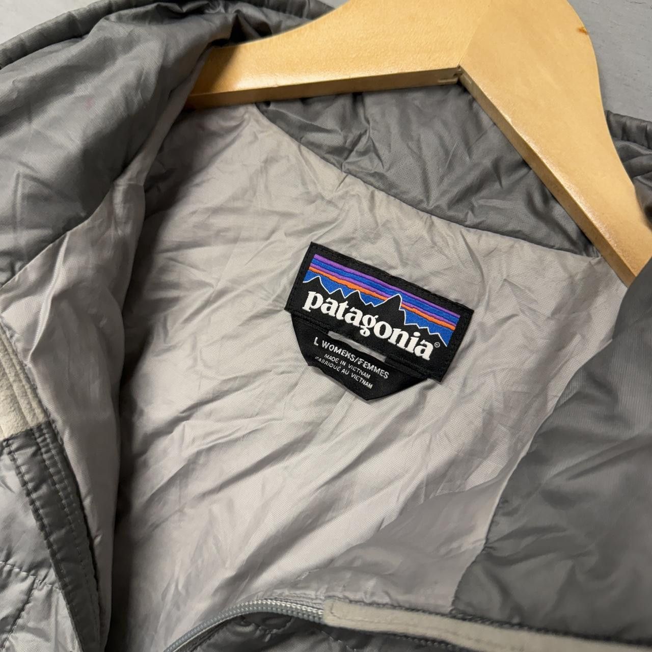 Patagonia Patagonia Nano Puff Grey Zip Up Jacket Women’s Large Size L / US 10 / IT 46 - 4 Thumbnail