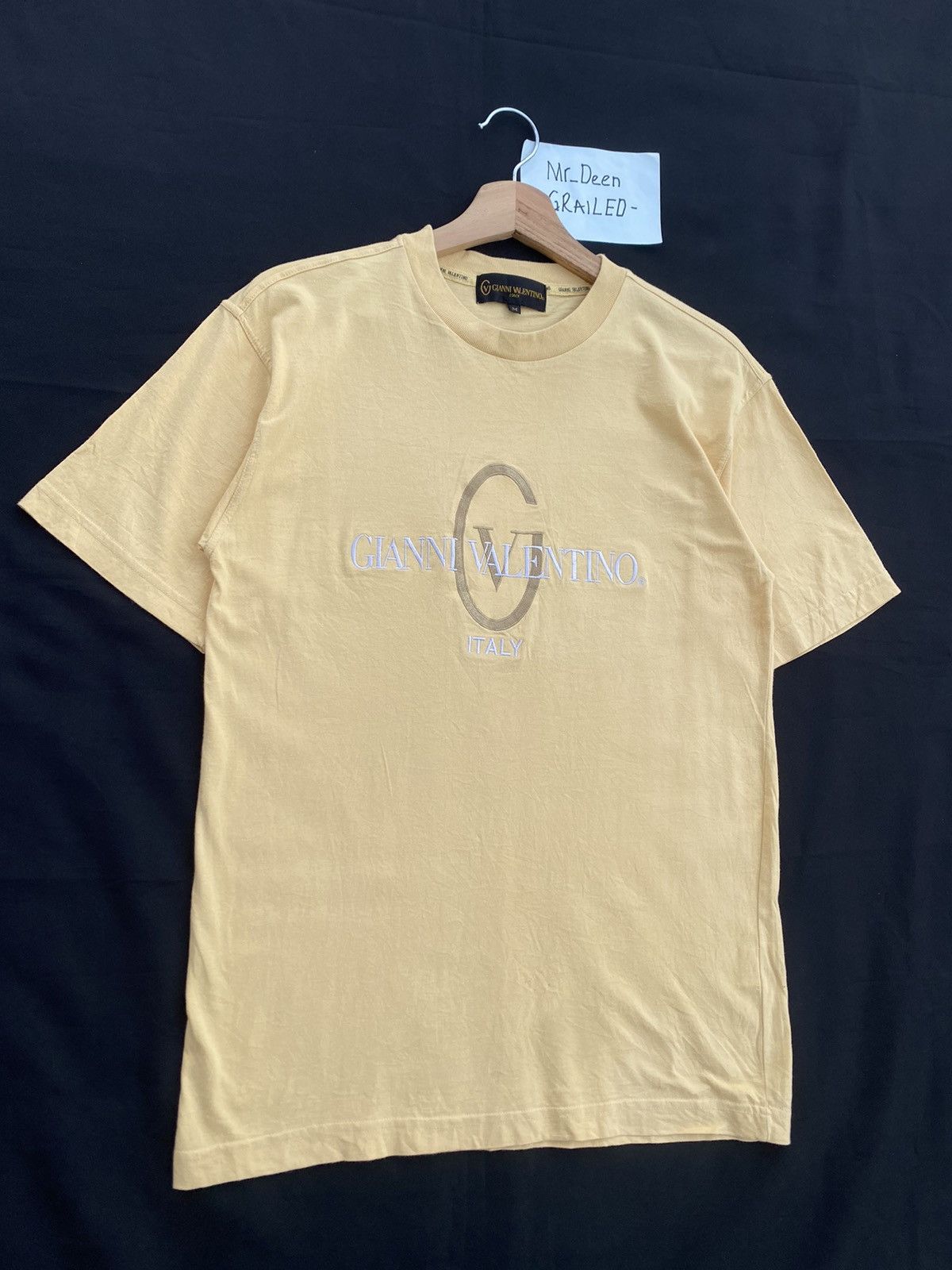 Gianni Valentino Rare Vintage 90s Gianni Valentino Spellout Tshirt Size US M / EU 48-50 / 2 - 3 Thumbnail