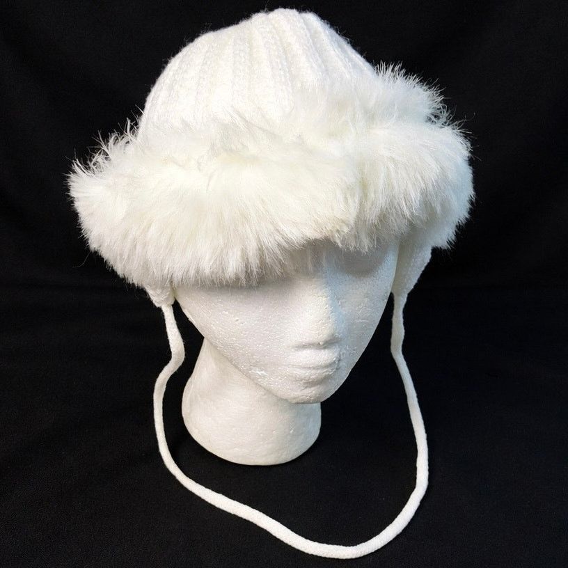 Other White Faux Fur Knit Hat Size ONE SIZE - 2 Thumbnail