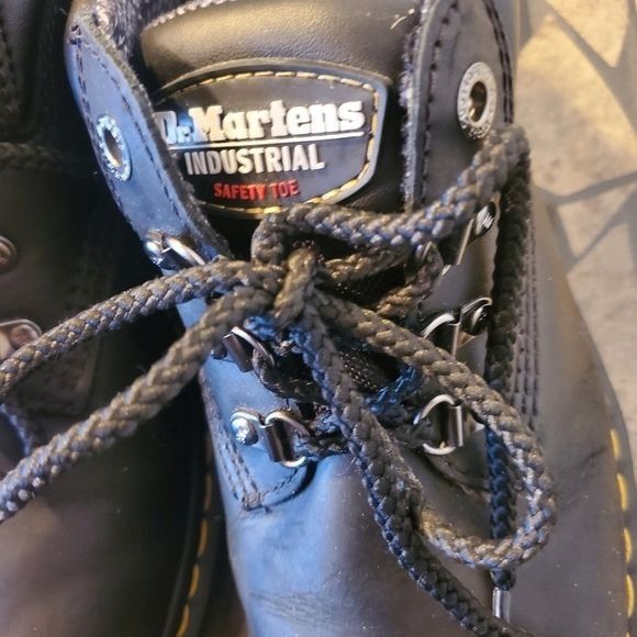 Dr. Martens Dr. Martens Industrial Steel Toe Safety Slip Resistant Comba Size US 9 / EU 42 - 4 Thumbnail