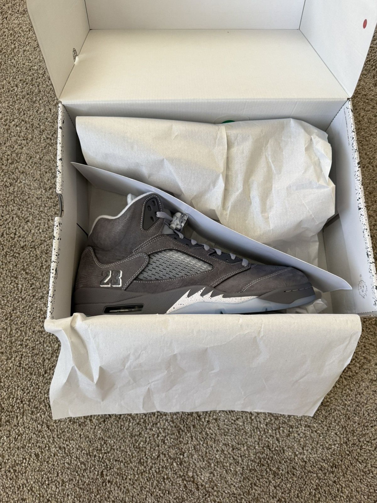 Jordan Brand WOLF GREY 5’S Size US 13 / EU 46 - 1 Thumbnail