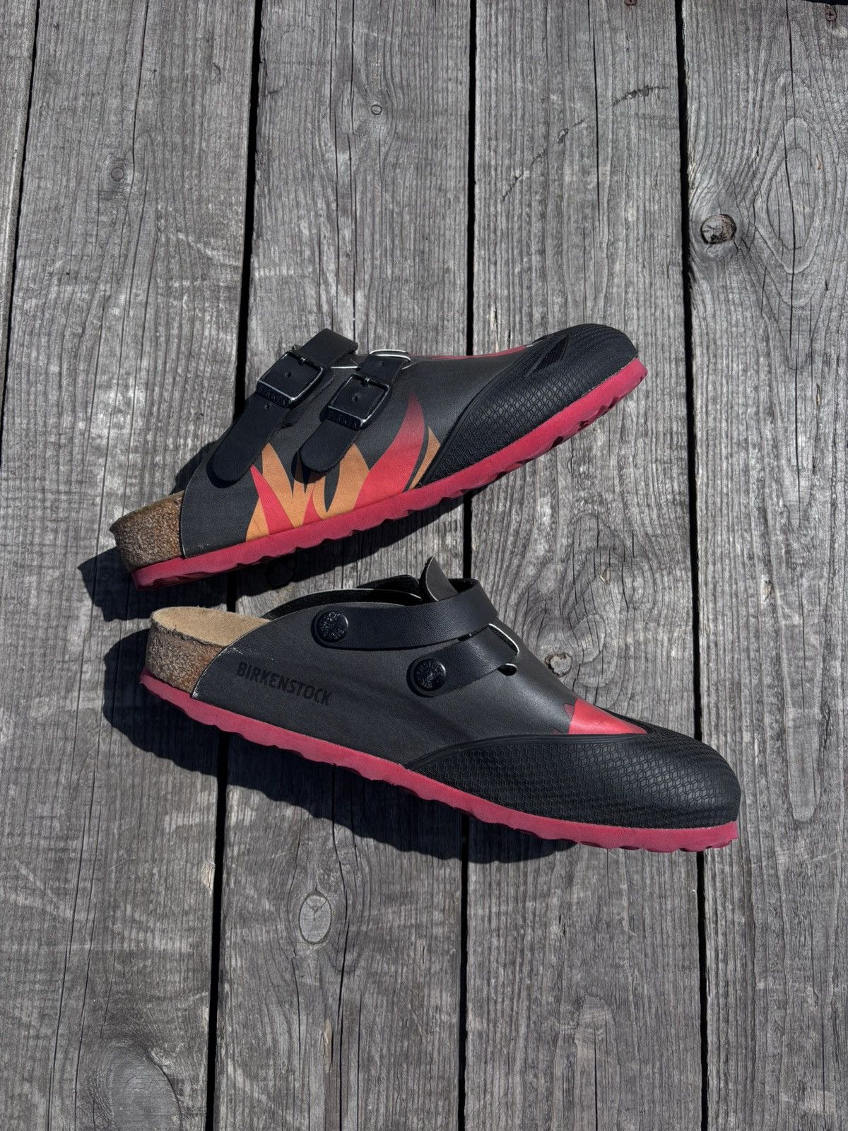 Birkenstock Birkenstock Kay Clogs "Big Dino" Graphic - Black/Red Size US 7 / EU 40 - 2 Thumbnail