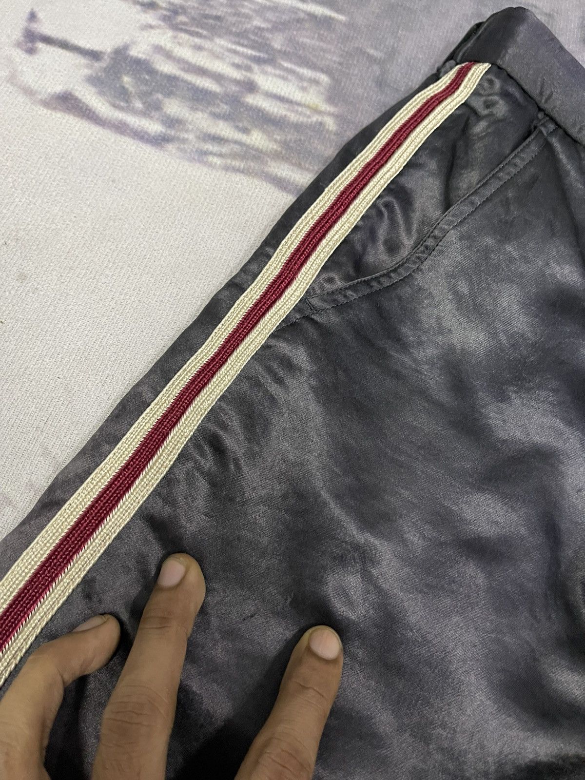 Gucci GUCCI SILK SIDE STRIPES FADED PANTS RARE Size US 29 - 7 Thumbnail