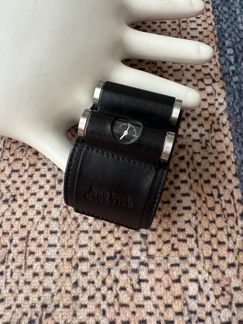Jean Paul Gaultier Jean Paul GAULTIER Leather Bullet Watch. Size ONE SIZE - 5 Thumbnail