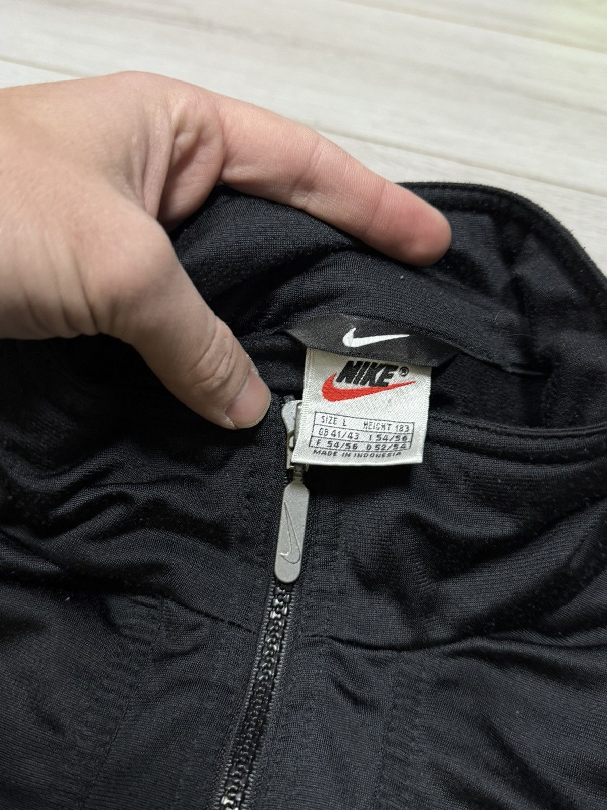Nike Nike USA monogram stripe vintage 90s track jacket zip Size US L / EU 52-54 / 3 - 4 Thumbnail