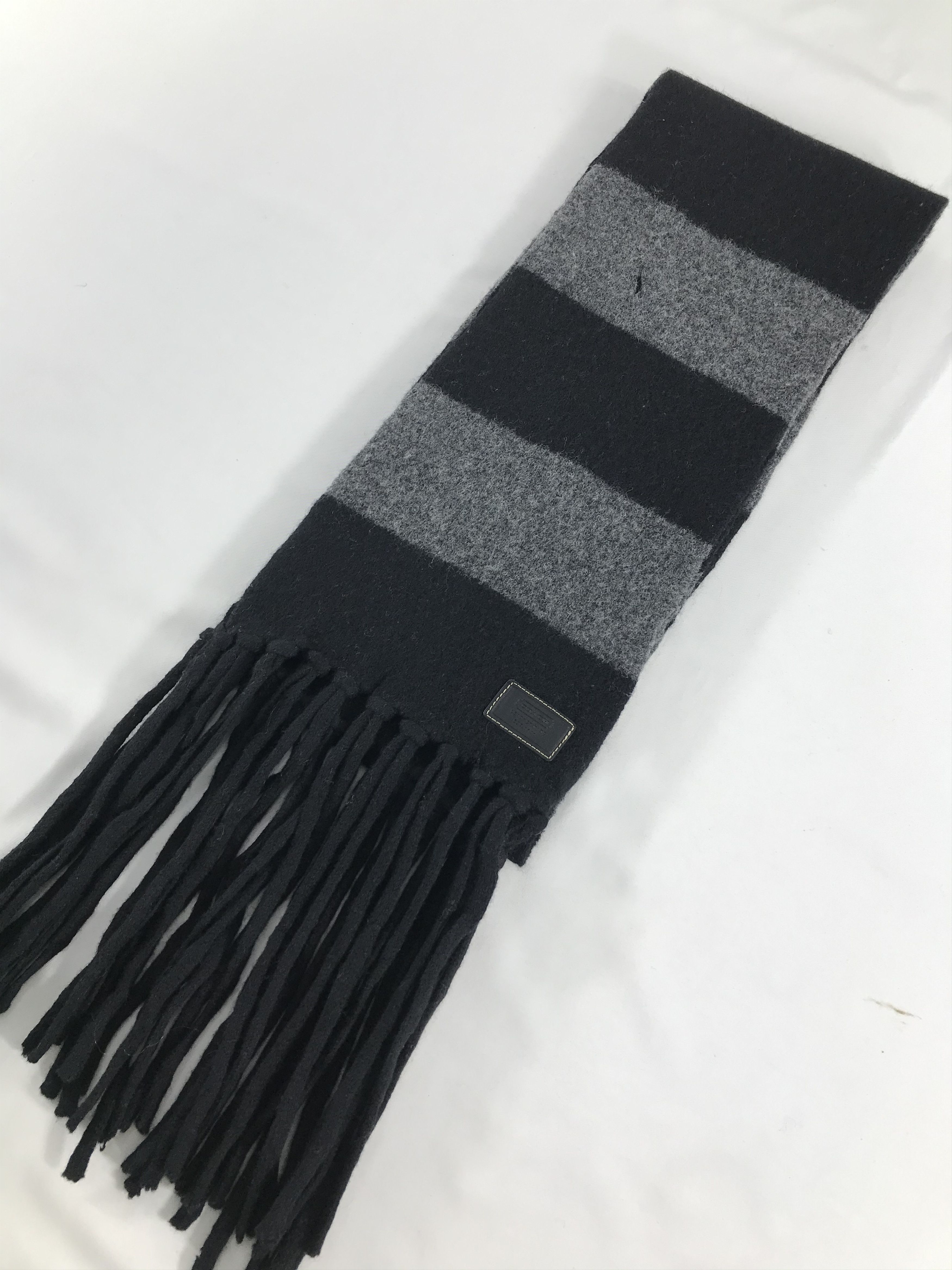 Coach Coach Wool Scarf Muffler V450 Size ONE SIZE - 3 Thumbnail