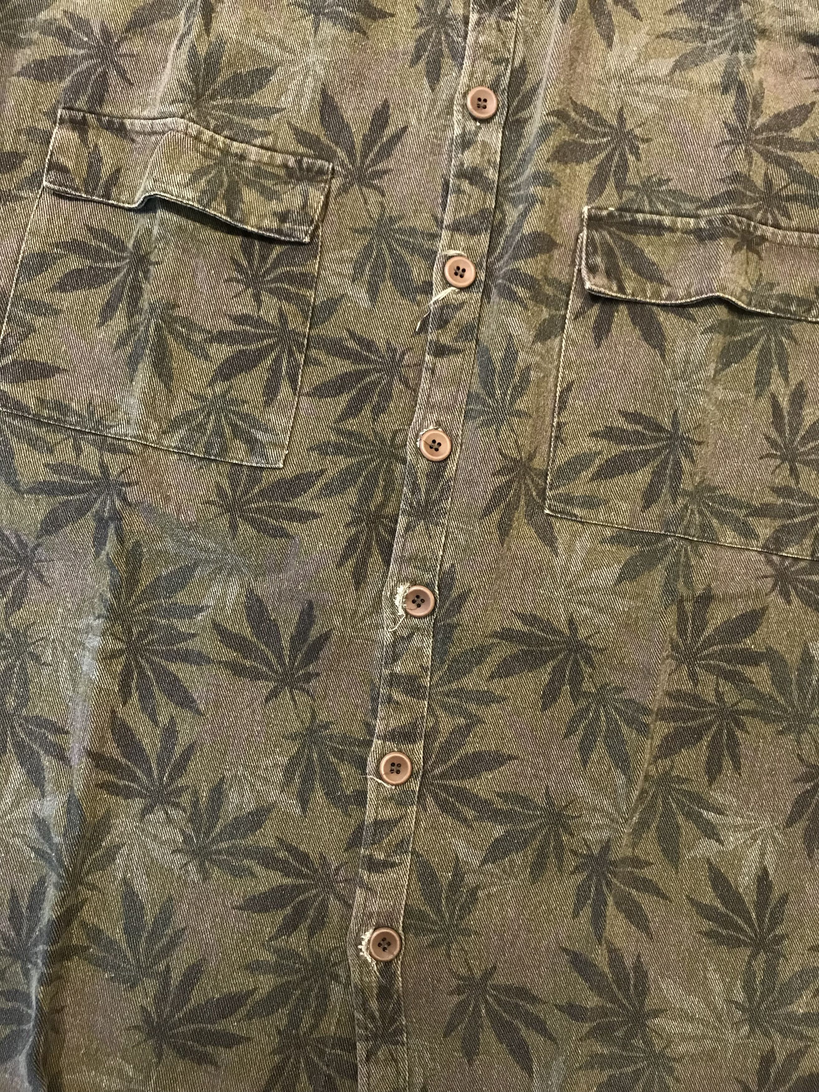 Vintage Vintage Shirt Marijuana Size US L / EU 52-54 / 3 - 4 Thumbnail