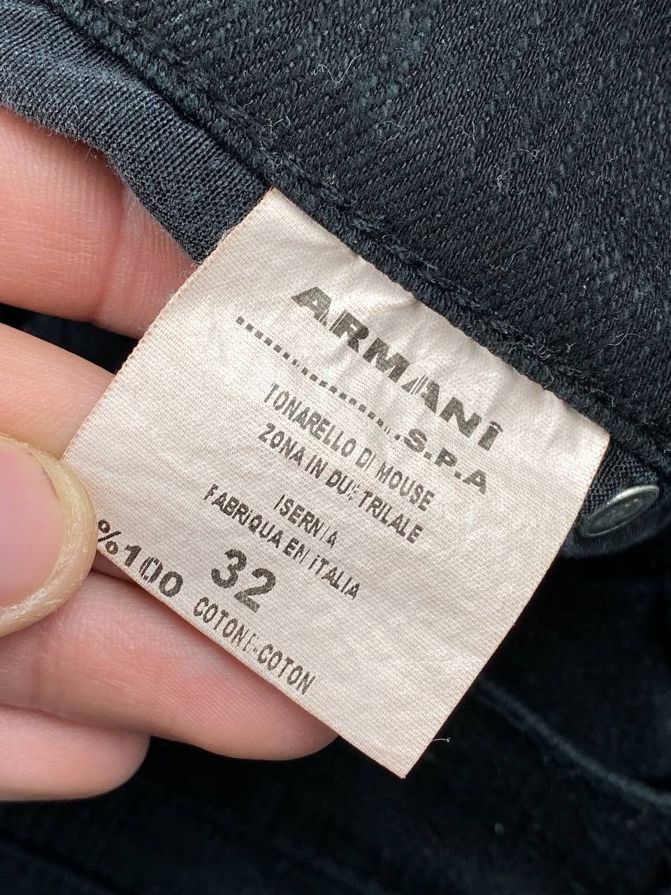 Armani Vintage Armani Jeans Denim Jeans Big Logo Men Size 32 Black Size US 32 / EU 48 - 11 Thumbnail