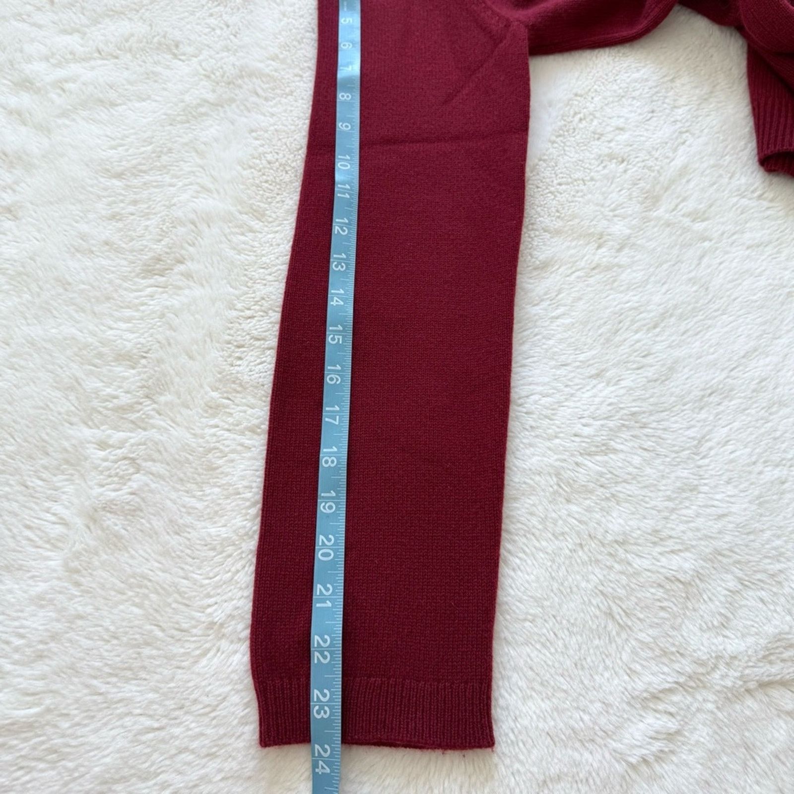 Louis Vuitton Louis Vuitton women cashmere sweater size L Authentic Size L / US 10 / IT 46 - 9 Thumbnail