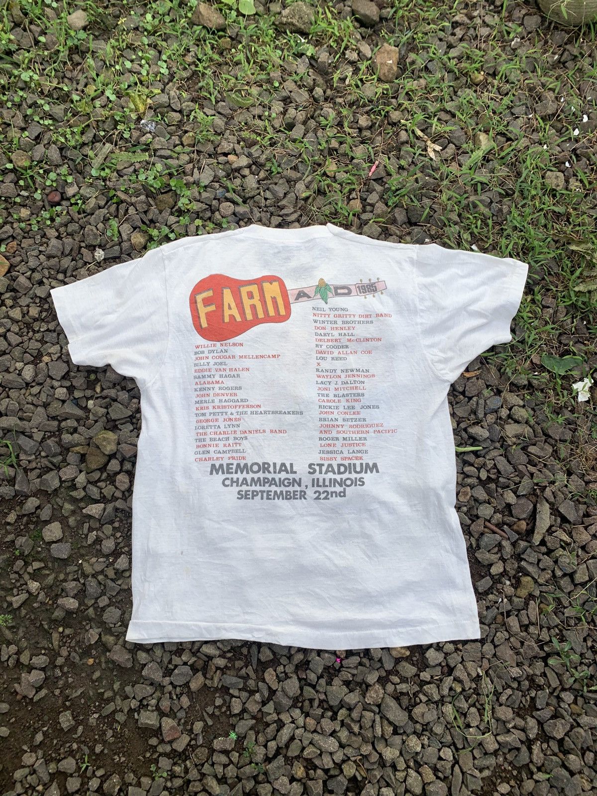 Band Tees Rare Vintage Farm Aid 85 Tshirt Size US M / EU 48-50 / 2 - 8 Thumbnail