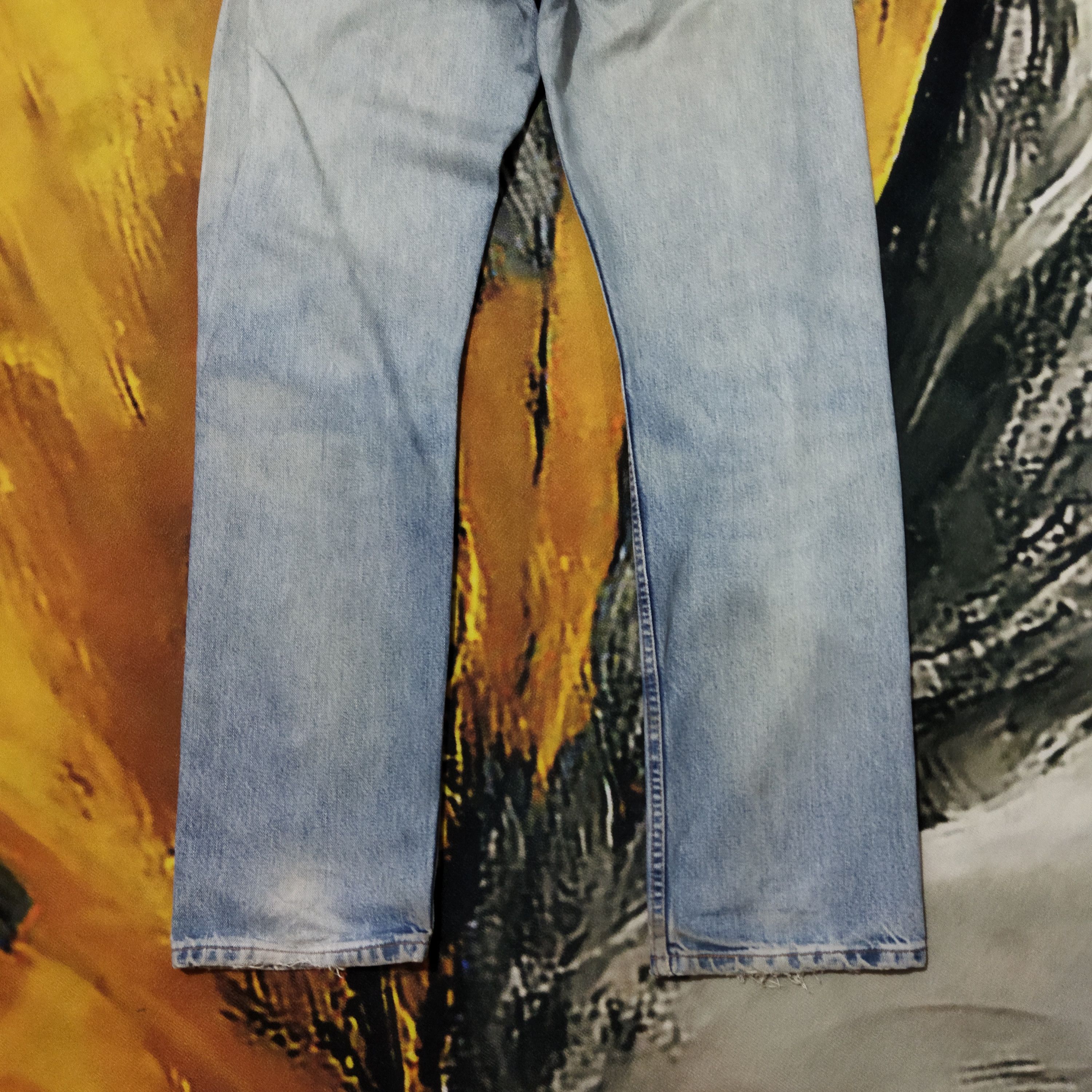 Levi's × Vintage VINTAGE LEVIS 505 DISTRESSED FADED BLUE JEANS PANTS Size US 31 - 9 Thumbnail