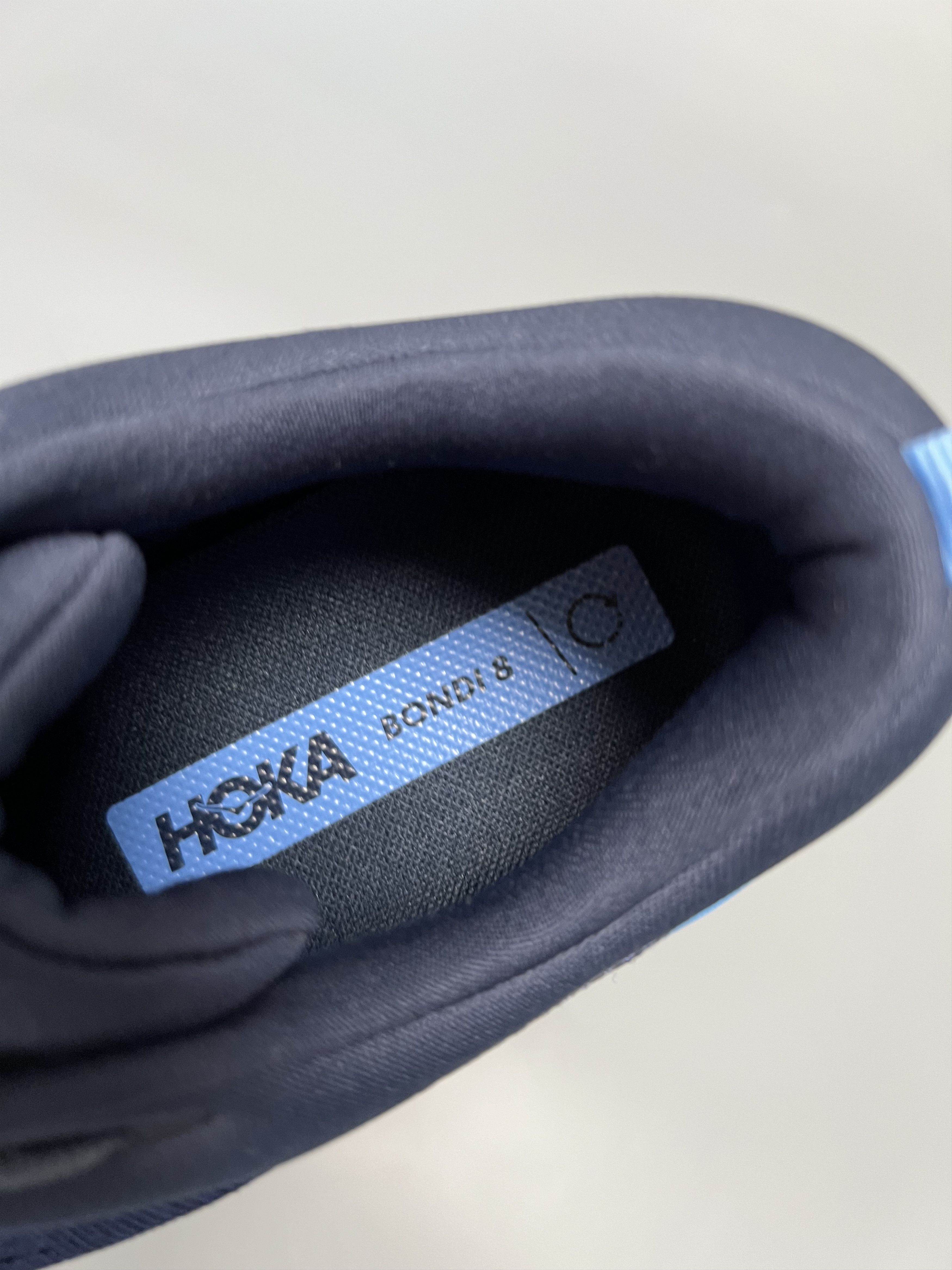 Hoka 9D Hoka One One Bondi 8 Running Shoes Men's 1123202-OSAA Size US 9 / EU 42 - 17 Thumbnail