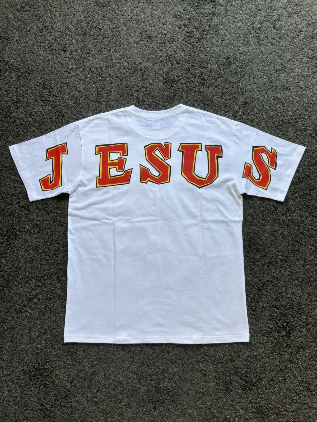 Vintage Vintage red cross Jesus Christian heavyweight white tee Size US M / EU 48-50 / 2 - 1 Thumbnail