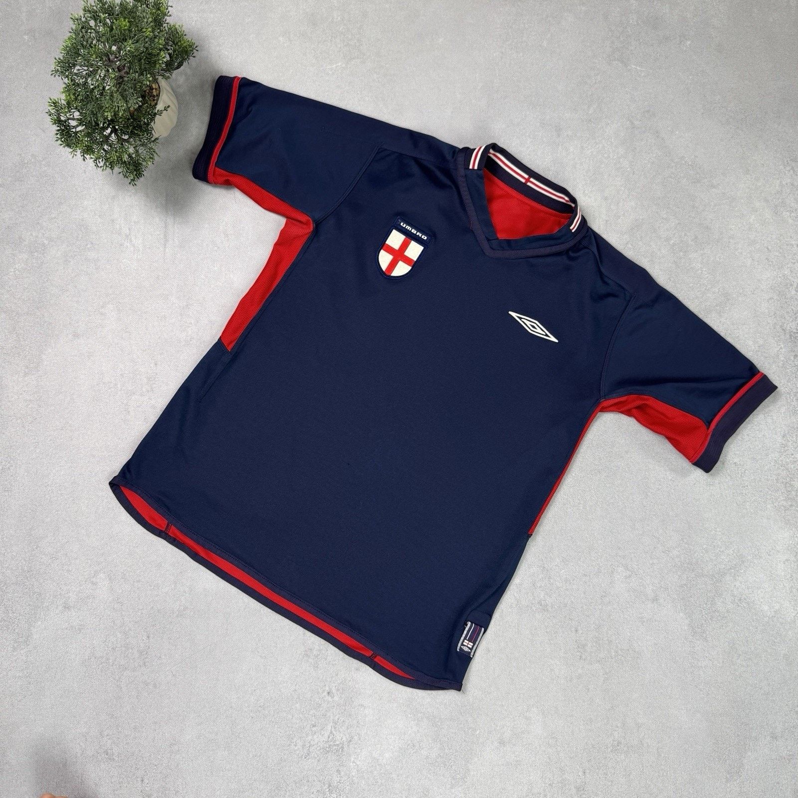 Umbro England Away football 2002 - 2004 Jersey Double Sided Umbro Size US S / EU 44-46 / 1 - 3 Thumbnail