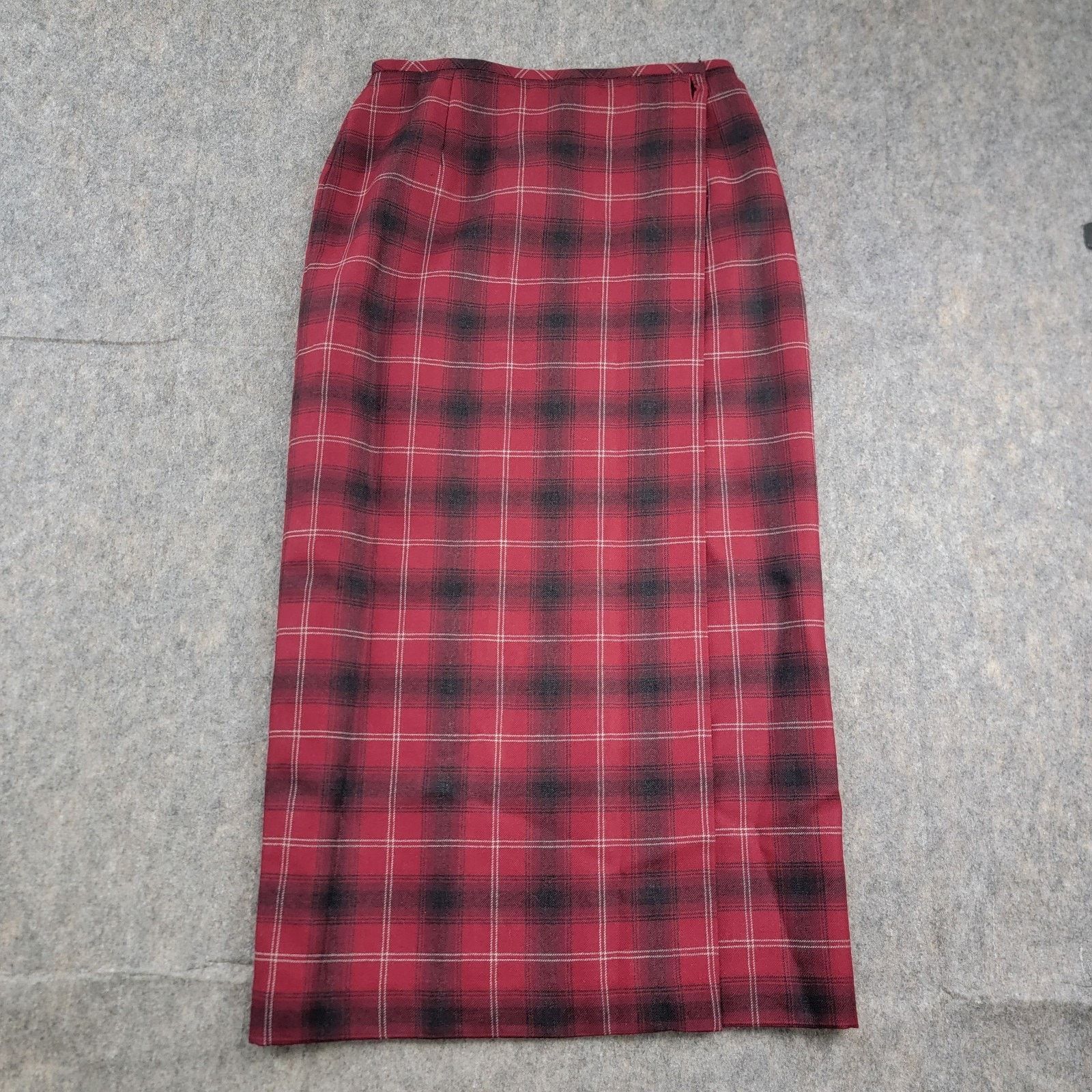 Vintage Liz Claiborne Y2K 100% Wool Plaid Maxi Wrap Skirt Size 8p Size 30" / US 8 / IT 44 - 1 Thumbnail