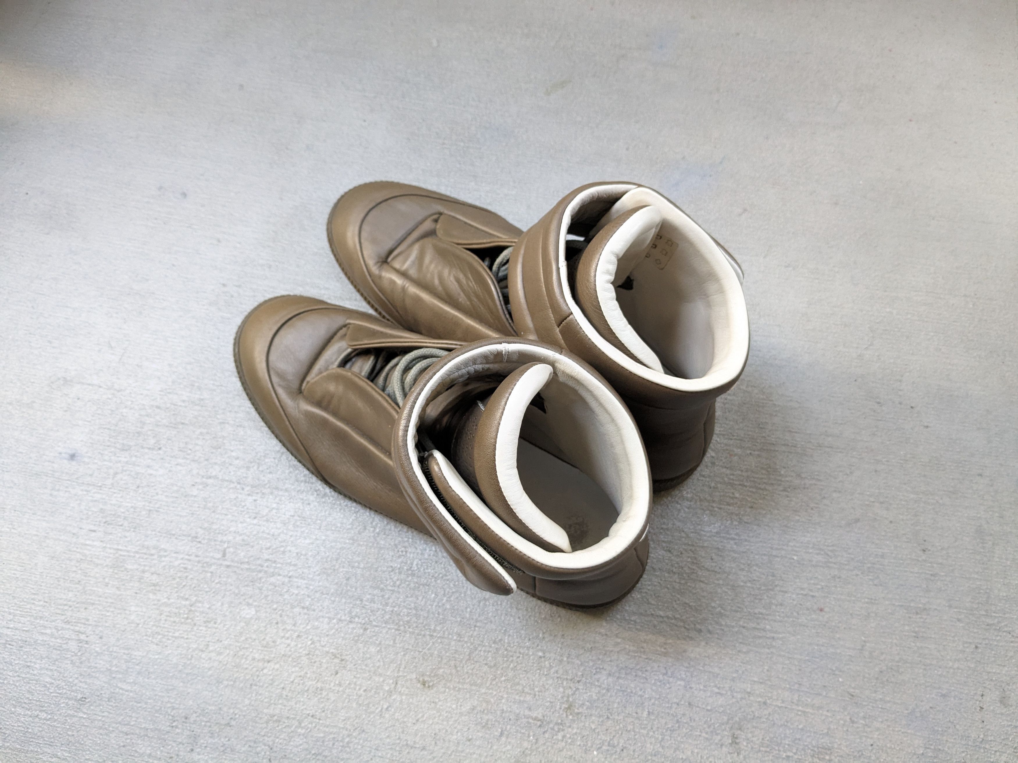 Maison Margiela Maison Margiela Future 9 Olive Green Leather High Tops Size US 9 / EU 42 - 13 Thumbnail