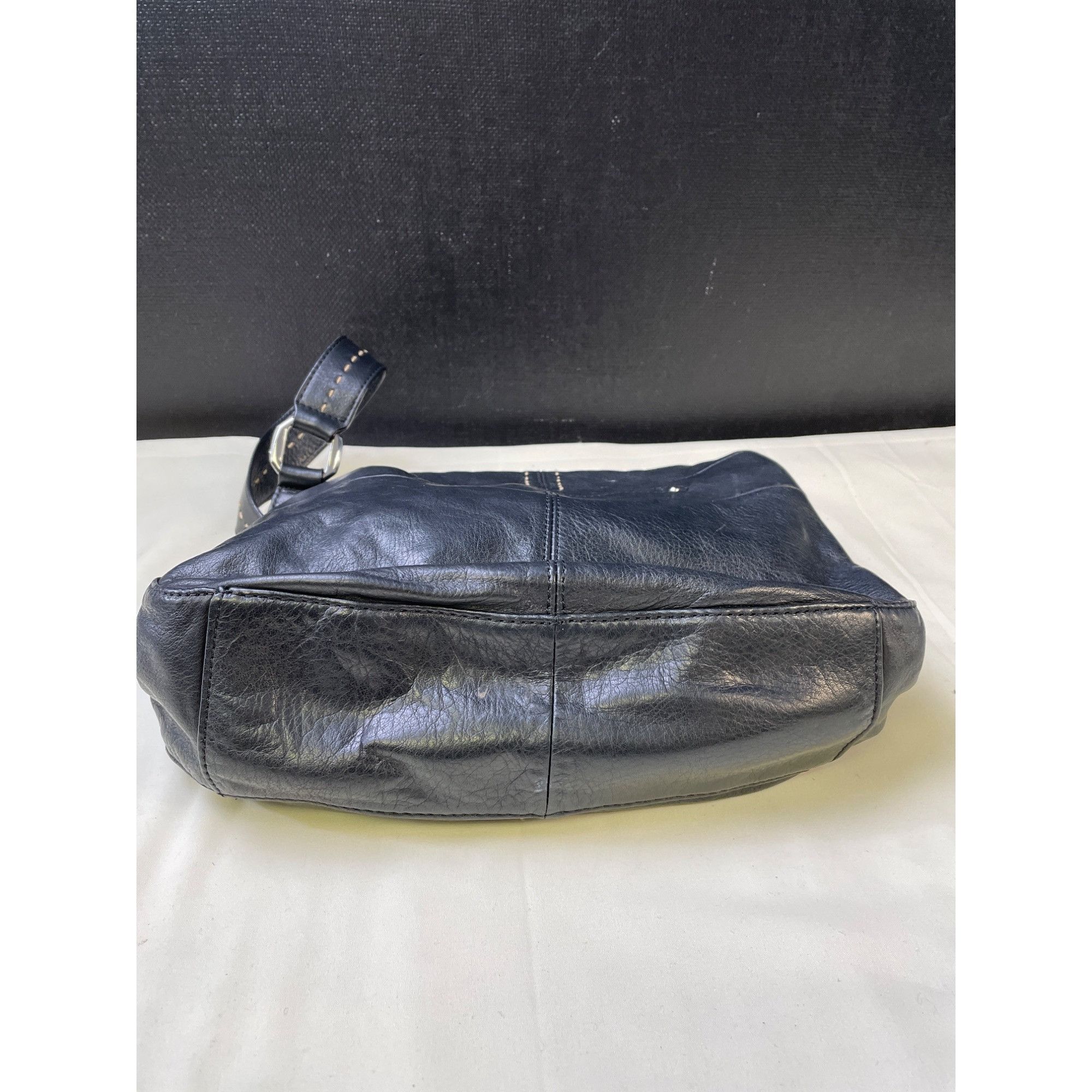 Other B Makowsky Women's Black Pebble Leather Pick Stitch Shoulder Size ONE SIZE - 6 Thumbnail