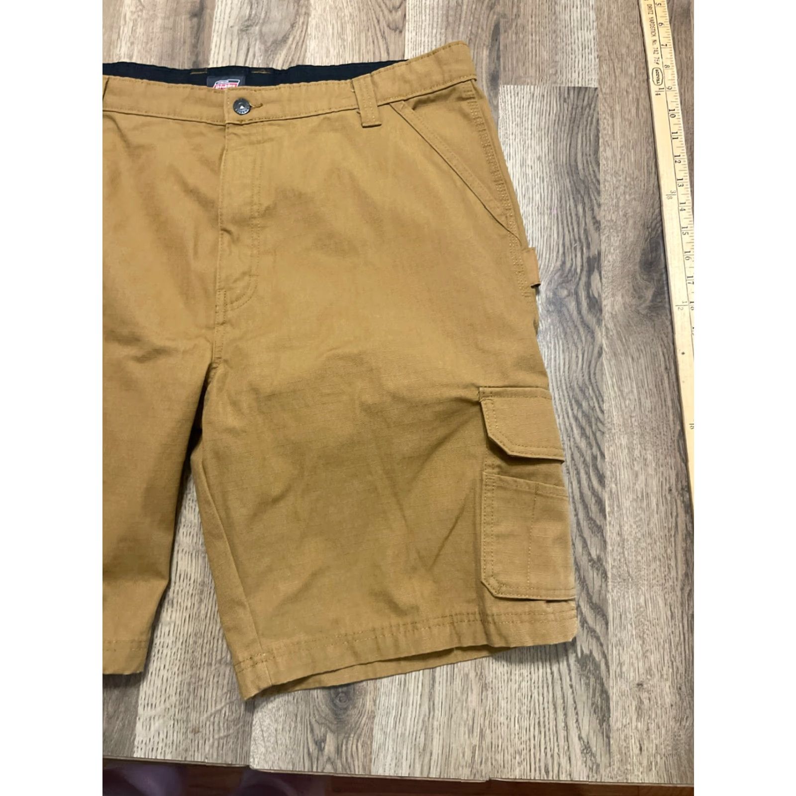 Dickies Dickies Shorts, Men's Size 40, Cargo Shorts, Pockets, Brown, Regular, Inseam 10.5, 40, Mens Size US 40 / EU 56 - 4 Thumbnail