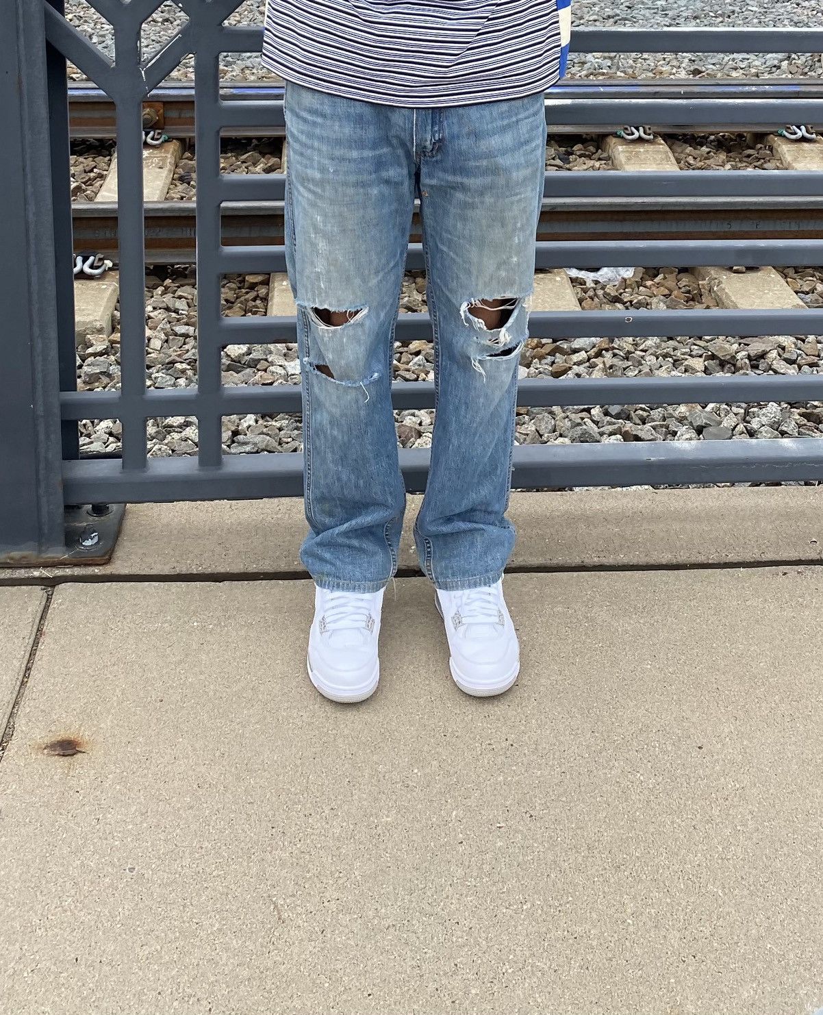 Needles Blue Distressed Denim Size US 32 / EU 48 - 9 Thumbnail
