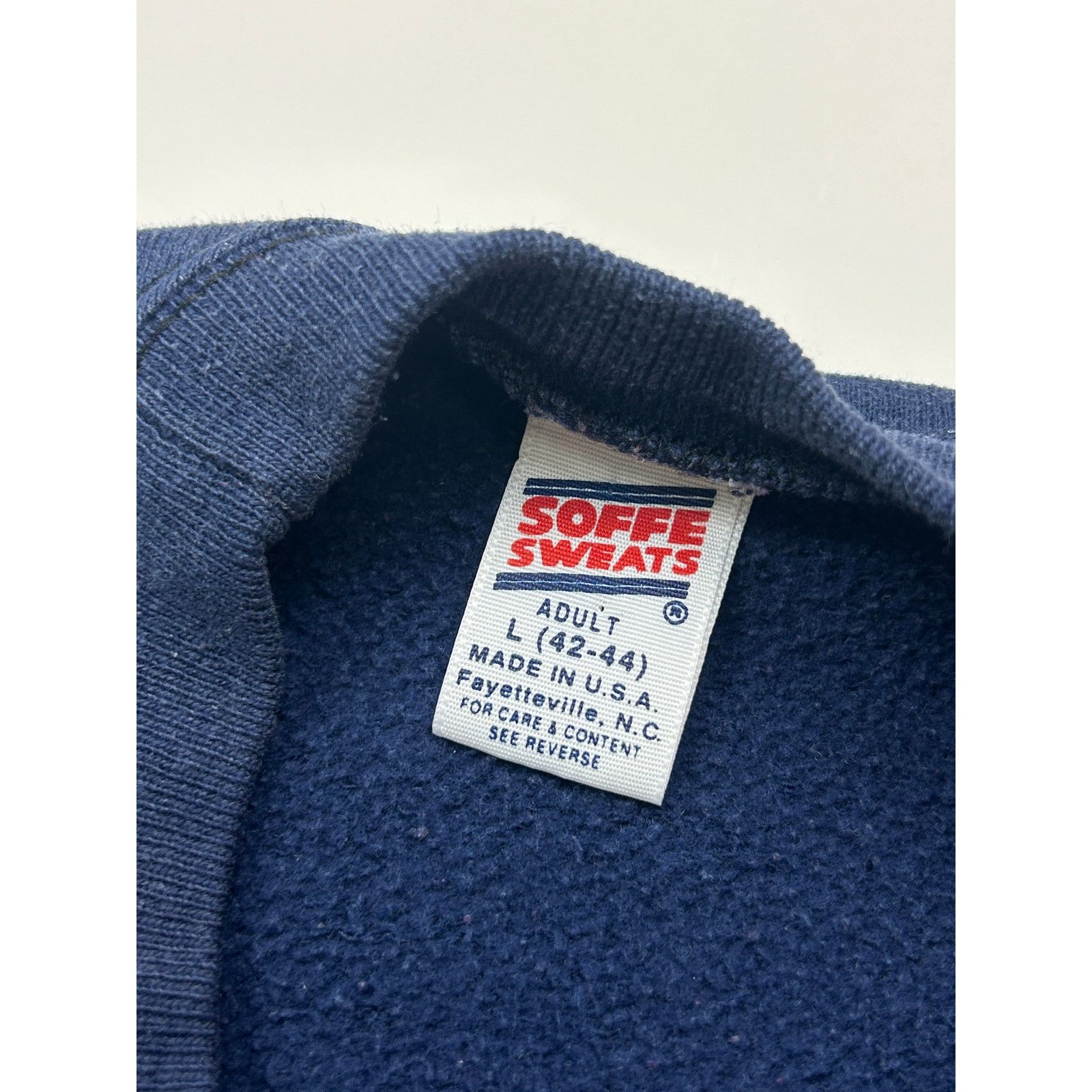 Vintage Vintage 80s Navy Blue US Army Graphic Sweatshirt Size L Size US L / EU 52-54 / 3 - 3 Thumbnail