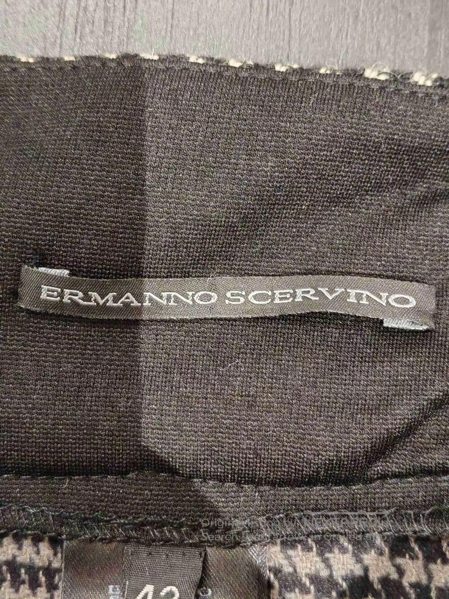 Ermanno Scervino Ermanno Scervino Rhinestone Pencil Skirt. Size 41" - 3 Thumbnail