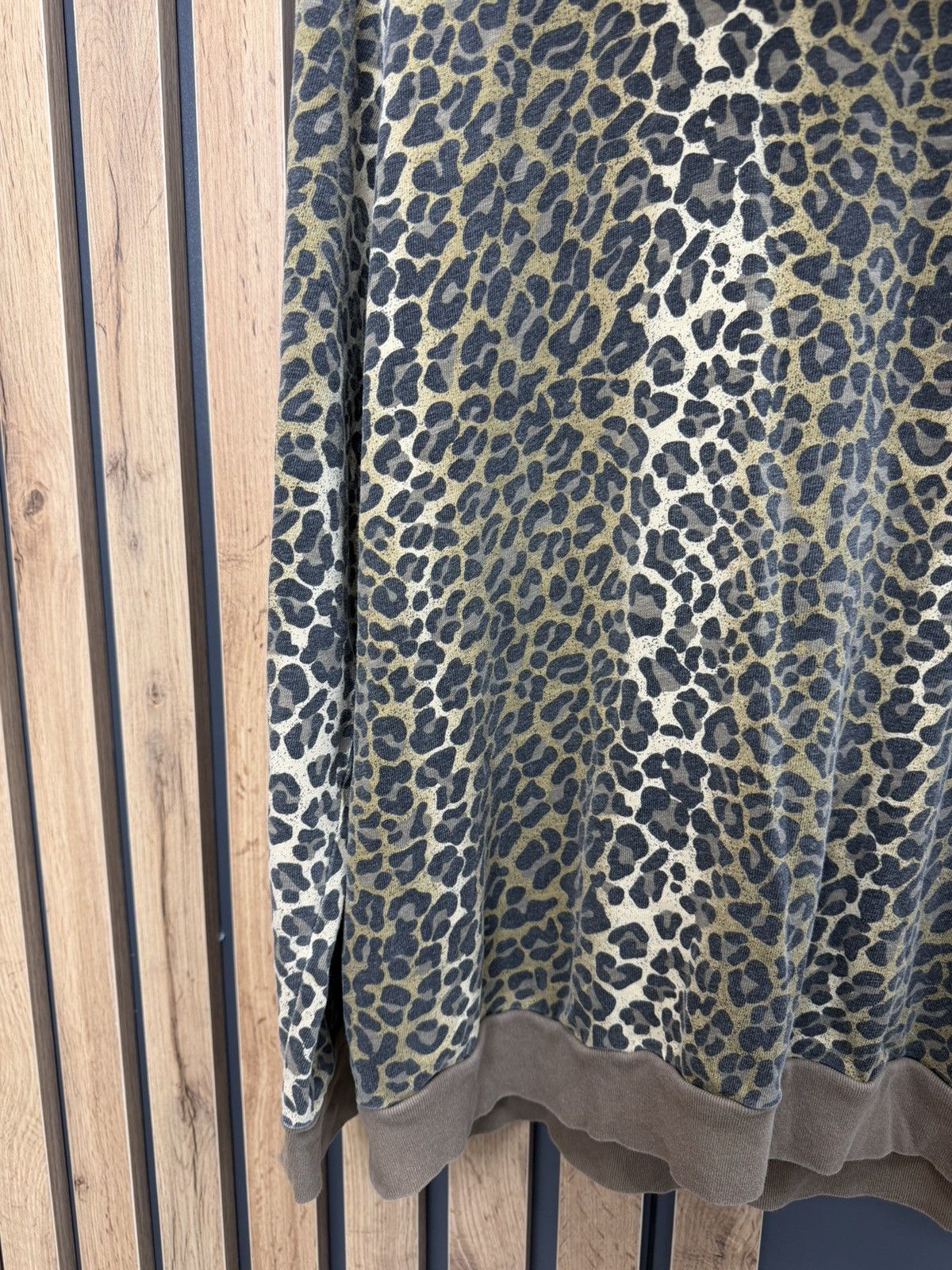 Supreme Supreme Leopard Print Hoodie Pullover Size L Size US L / EU 52-54 / 3 - 12 Thumbnail