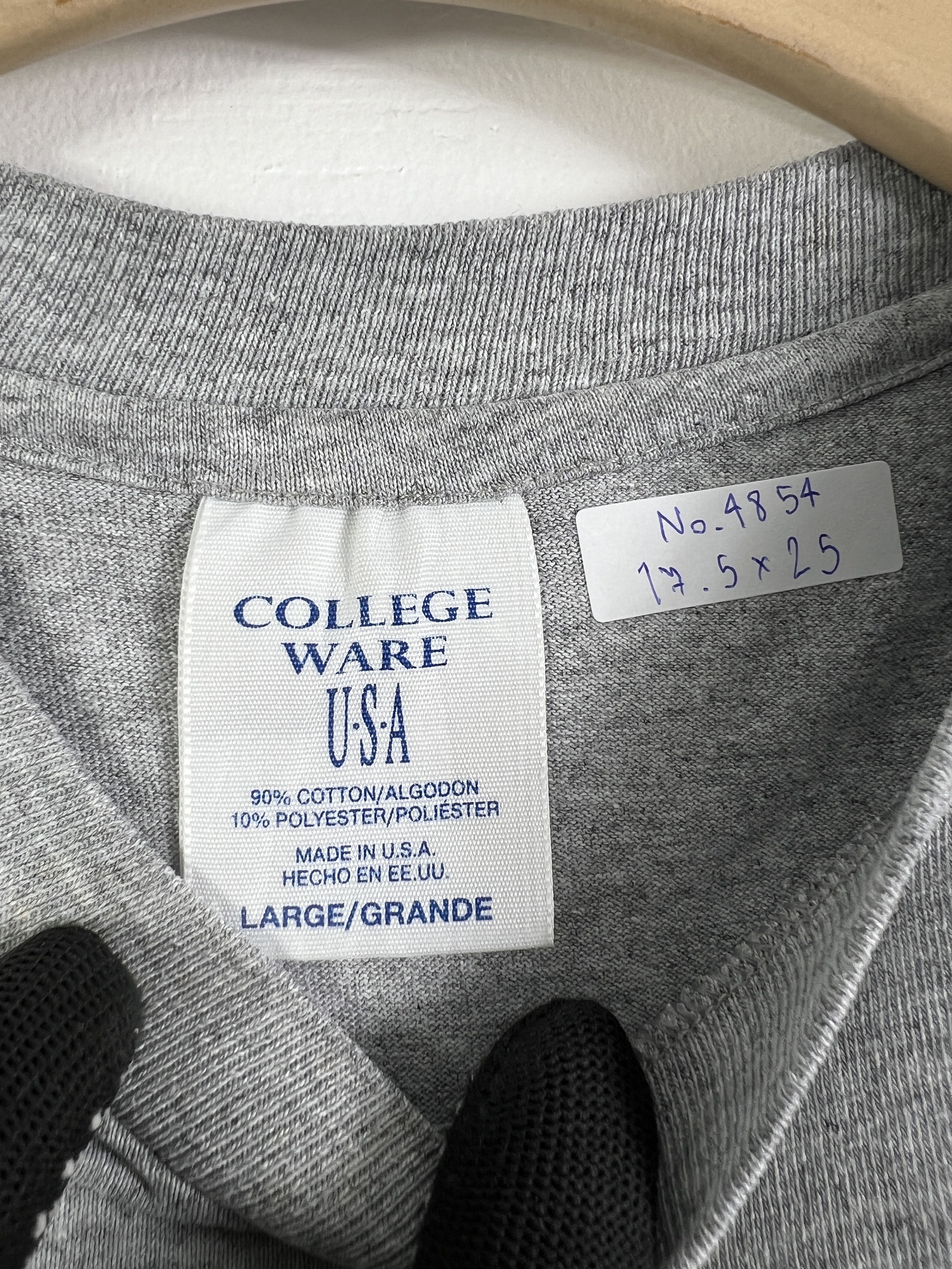 NCAA × Vintage No.4854 Vintage 90s Michigan Wolverines Graphic Tee (L) Size US L / EU 52-54 / 3 - 3 Thumbnail