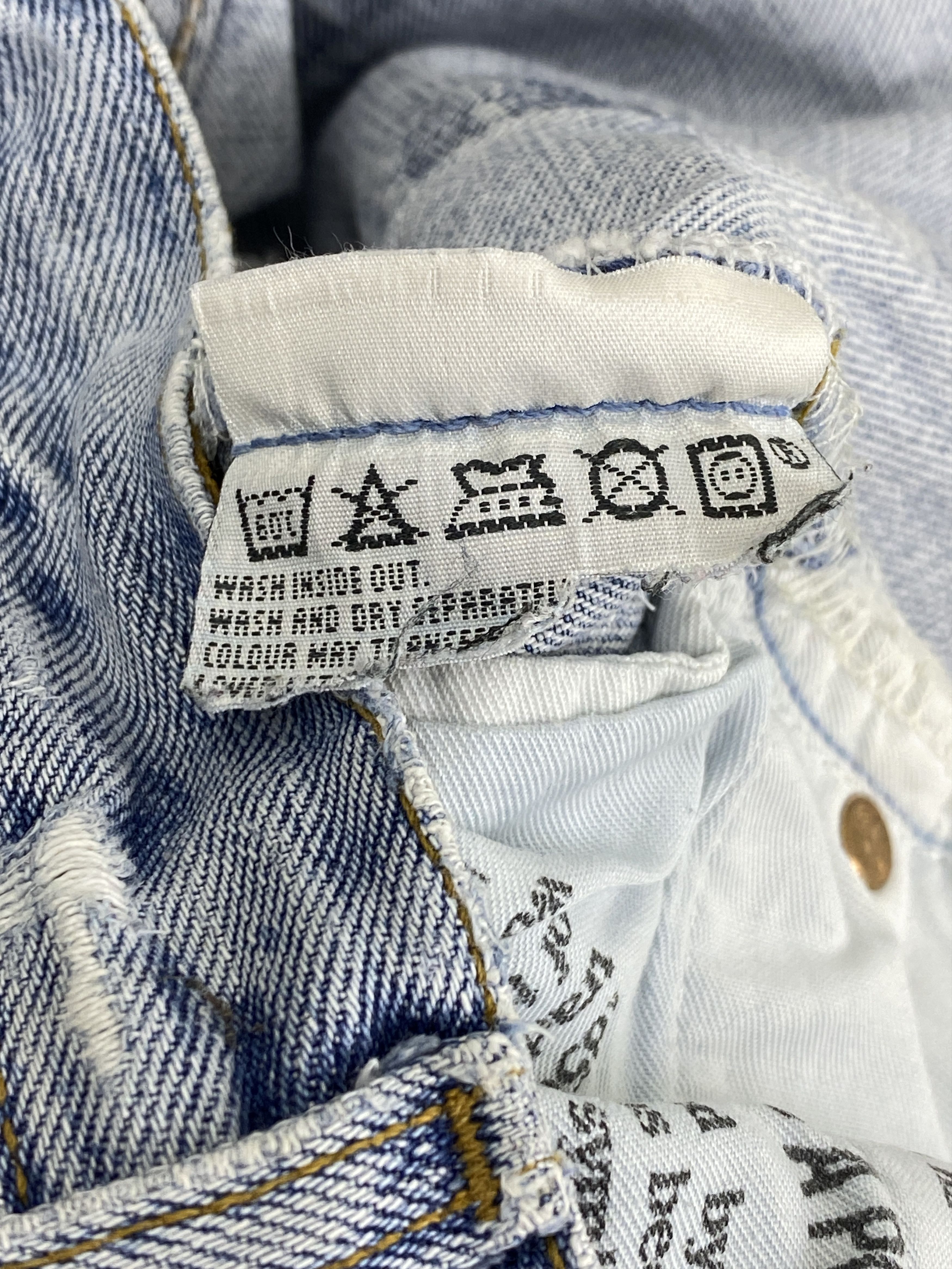 Levi's Vintage Levis 501 Distressed Jeans DP2740 Size US 29 - 7 Thumbnail