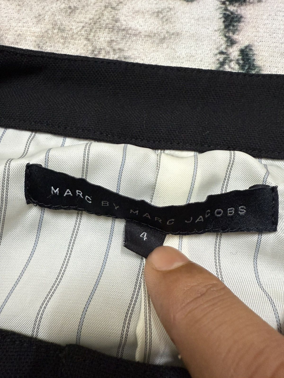 Marc by Marc Jacobs Marc by Marc Jacobs Button Up Black Cardigan Jacket Size XS / US 0-2 / IT 36-38 - 6 Thumbnail