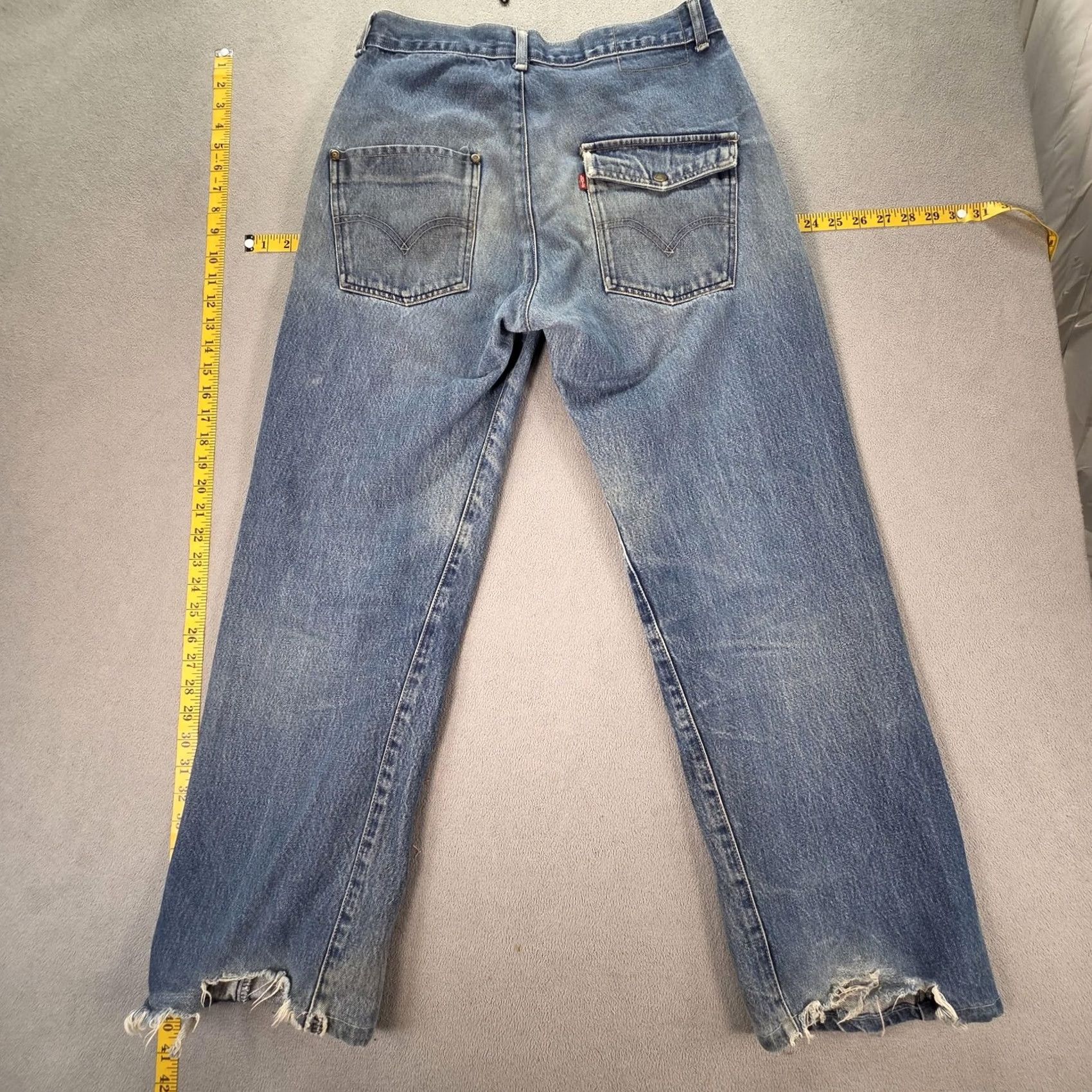 Levi's VTG Levi's Engineered Jeans Mens Light Wash Straight 29x28 Distressed Pockets Vintage Denim Button Fits 29 Mens Clothing Jeans Size US 29 - 2 Thumbnail