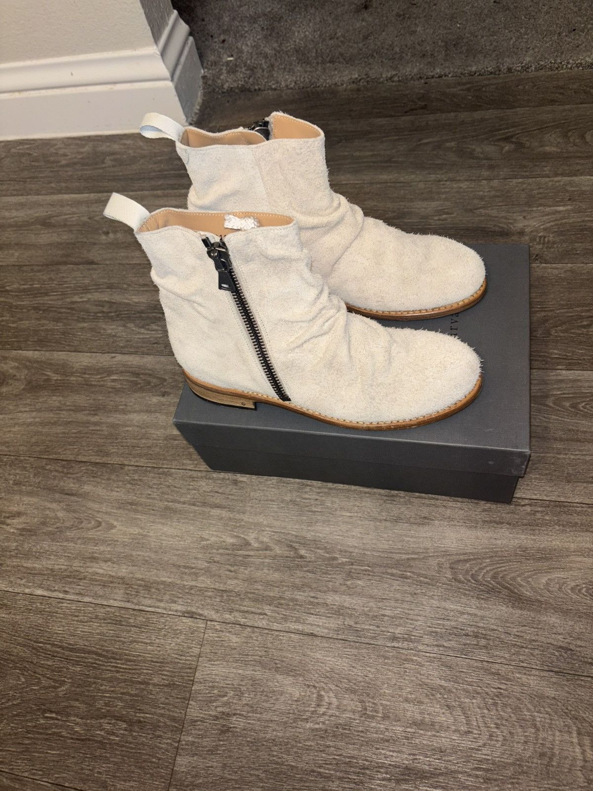 John Varvatos New - John Varvatos - Brushed Suede - Size 9 - Made in Italy Size US 9 / EU 42 - 2 Thumbnail
