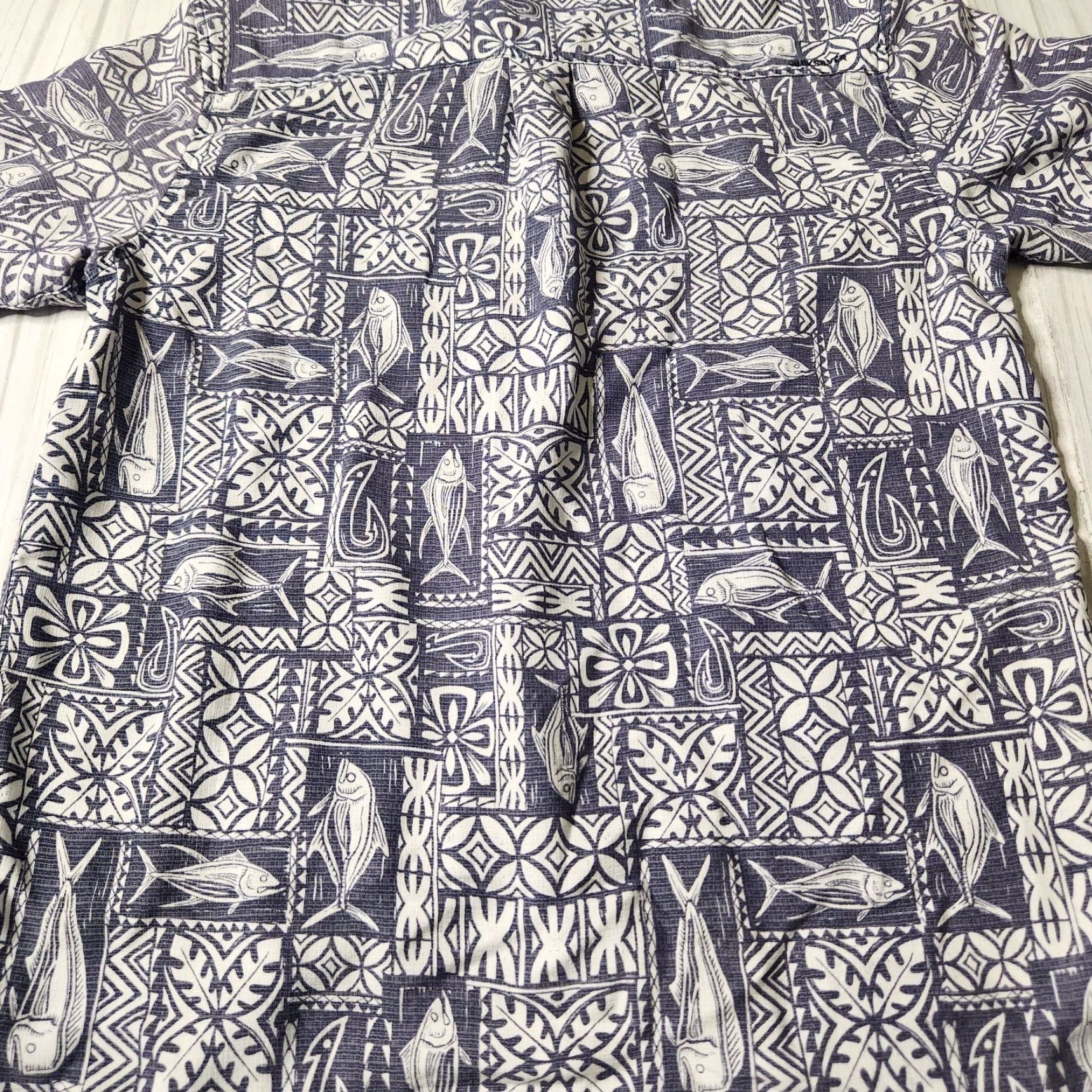 Quiksilver Quicksilver Waterman Button-Down Short Sleeve Shirt M Fish Print Blue Polyester Blend Men's Shirt Size US M / EU 48-50 / 2 - 6 Thumbnail
