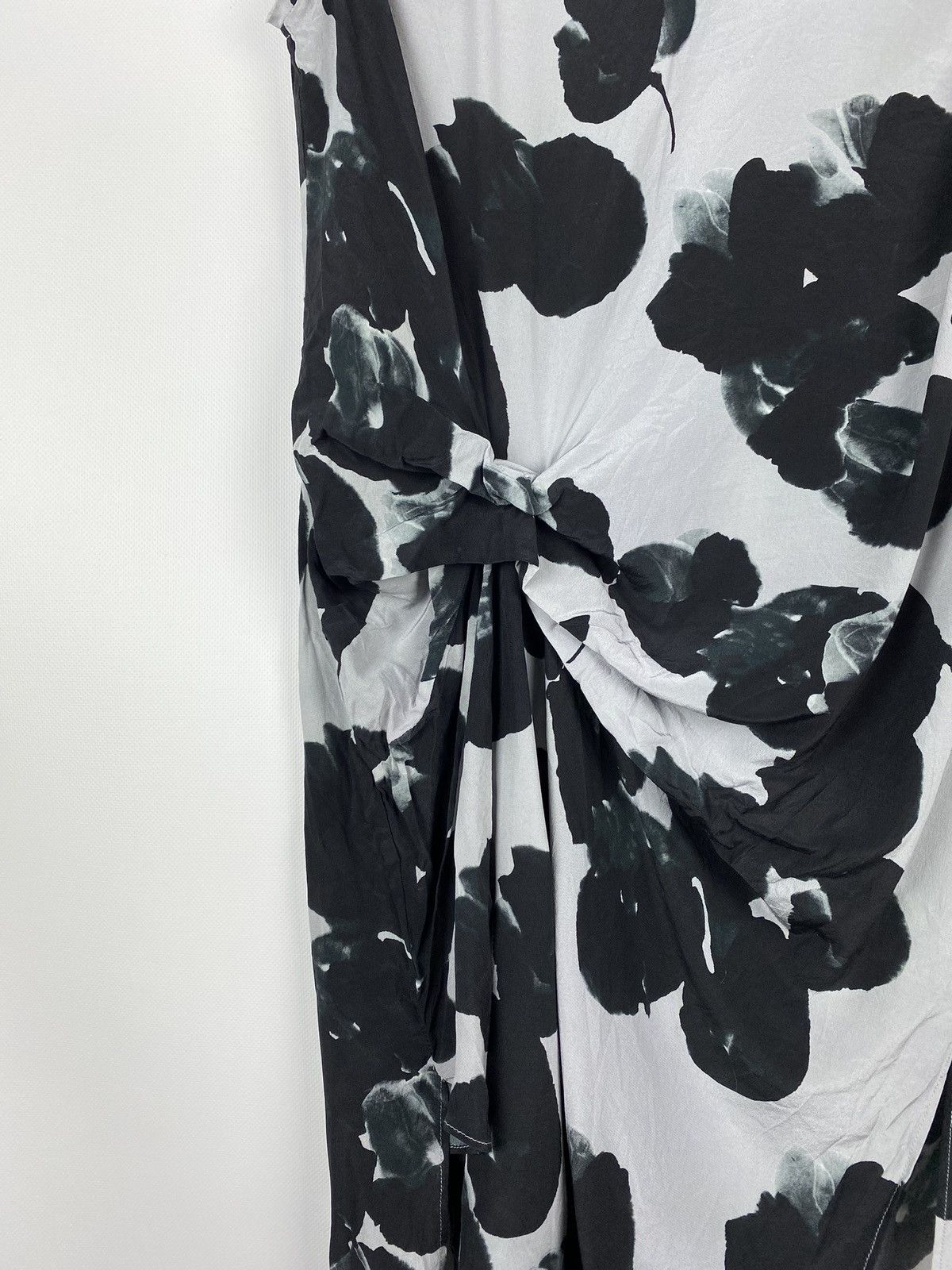 Allsaints Allsaints ladies silk Dissolve Riviera patterned dress Size M / US 6-8 / IT 42-44 - 7 Thumbnail