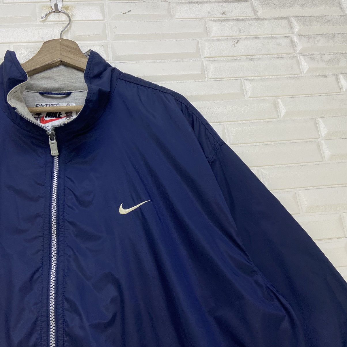 Nike Vintage Nike Swoosh Zipper Light Jacket Size US XXL / EU 58 / 5 - 5 Thumbnail
