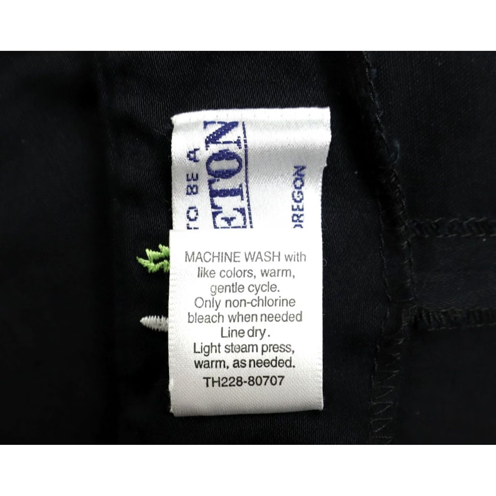 Pendleton Pendleton Women's Black Capri Pants Embroidered Daisy Flowers Sz 8 Capris Casual Free Shipping Size 30" / US 8 / IT 44 - 7 Thumbnail