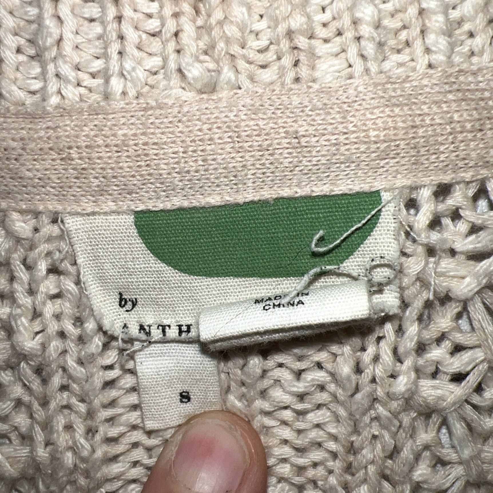 Anthropologie VINTAGE Anthropologie Beige Sweater Womens Size S Size S / US 4 / IT 40 - 3 Thumbnail