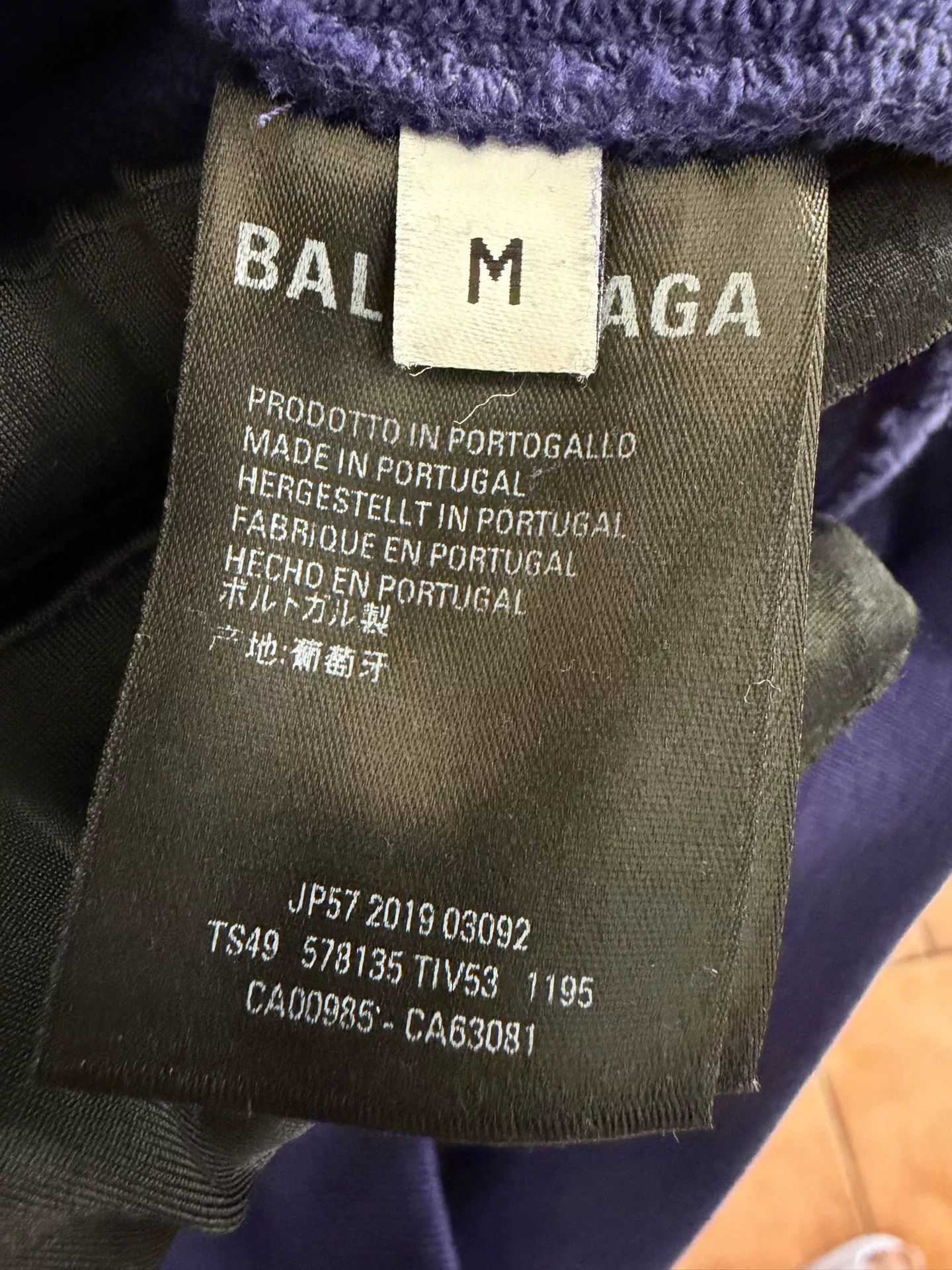DEFEND PARIS balenciaga blue logo hoodie medium size Size US M / EU 48-50 / 2 - 5 Thumbnail