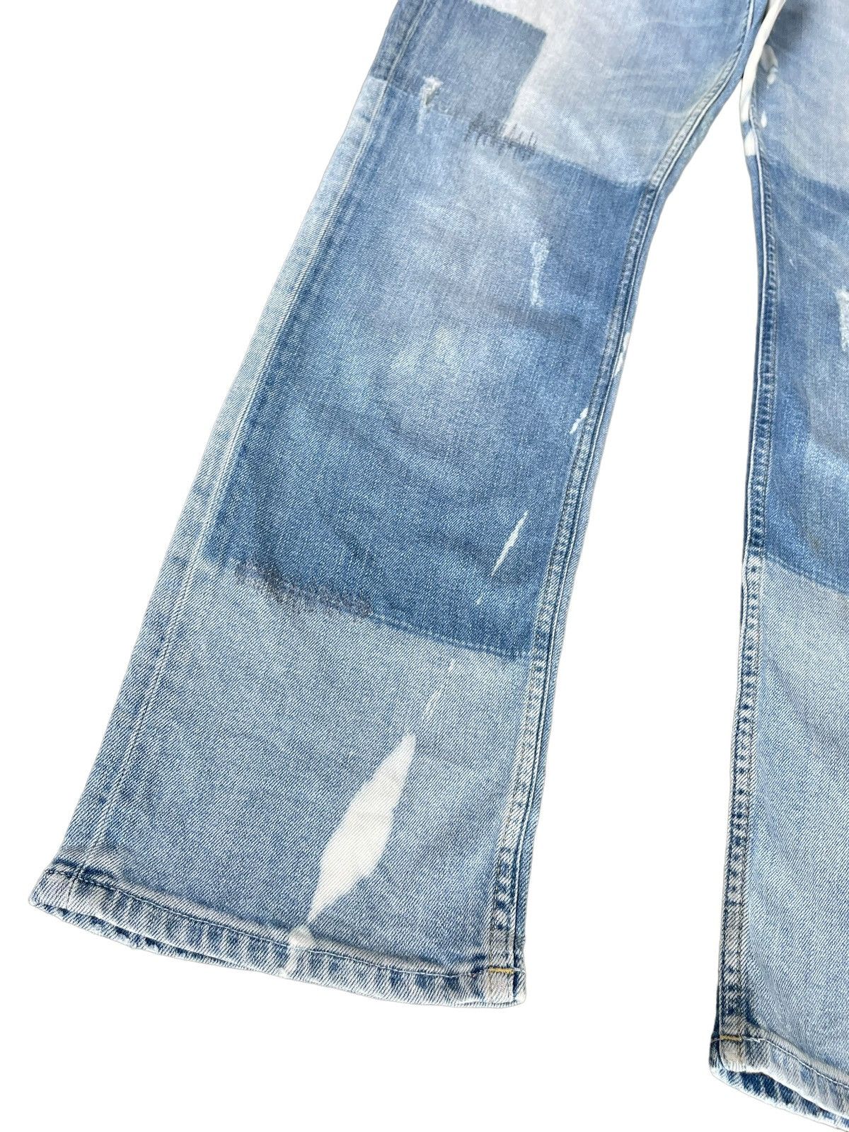 Tommy Hilfiger Tommy Hilfiger Bleached Wash Distressed Patches Style Jeans Size US 34 / EU 50 - 7 Thumbnail