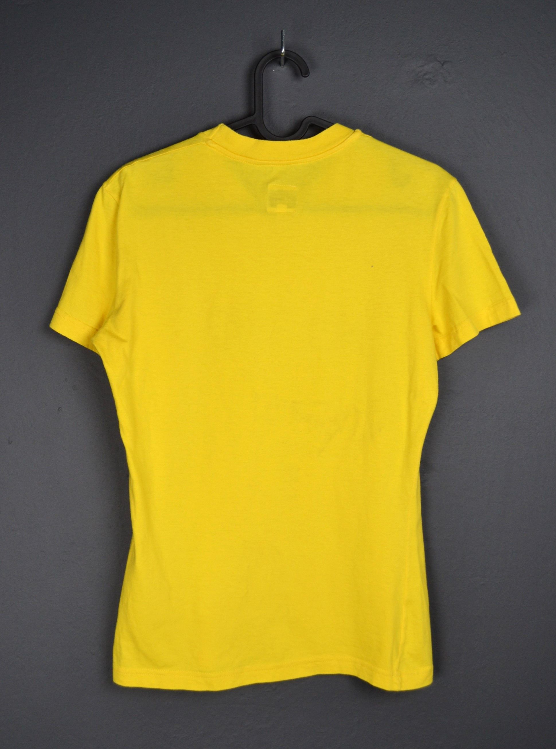 Moschino Moschino Jeans Vintage Early 1990s Yellow T-shirt Italy Size L / US 10 / IT 46 - 5 Thumbnail