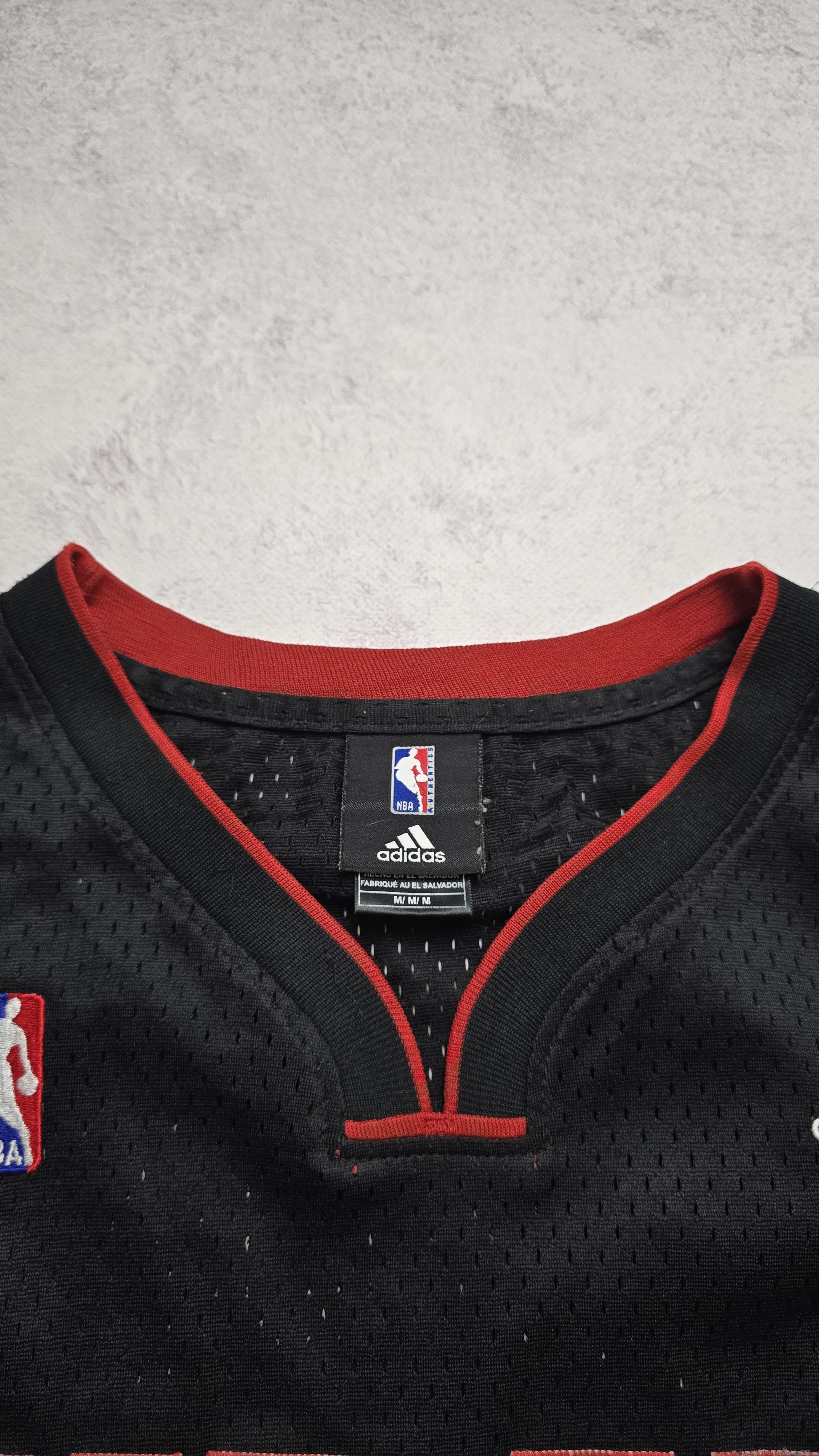 Adidas Miami Heat Dwyane Wade #3 Basketball Jersey Size US M / EU 48-50 / 2 - 14 Thumbnail