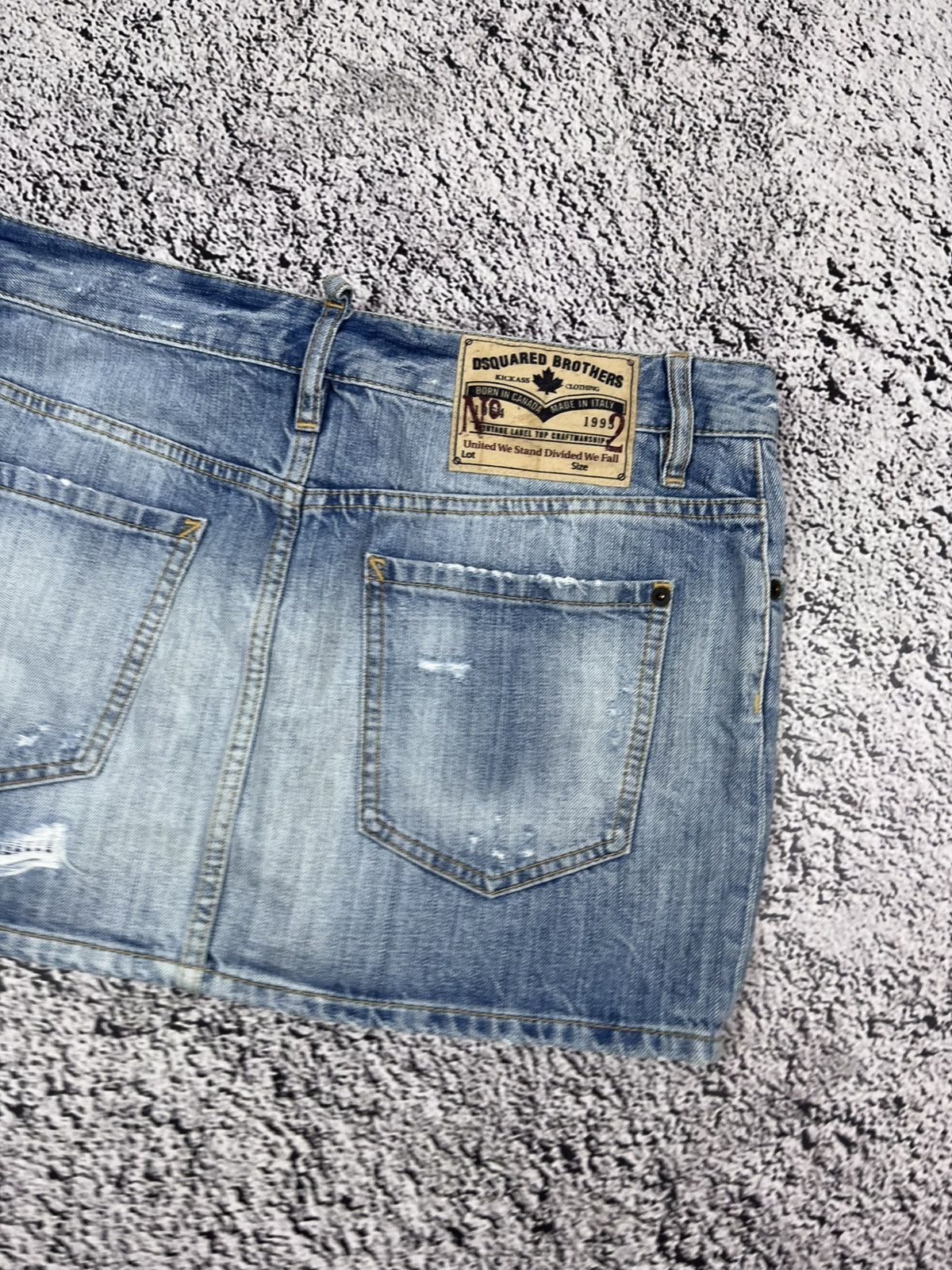 Dsquared2 VINTAGE DSQUARED2 AVANT GARDE MINI JEANS SKIRT Size 28" / US 6 / IT 42 - 3 Thumbnail