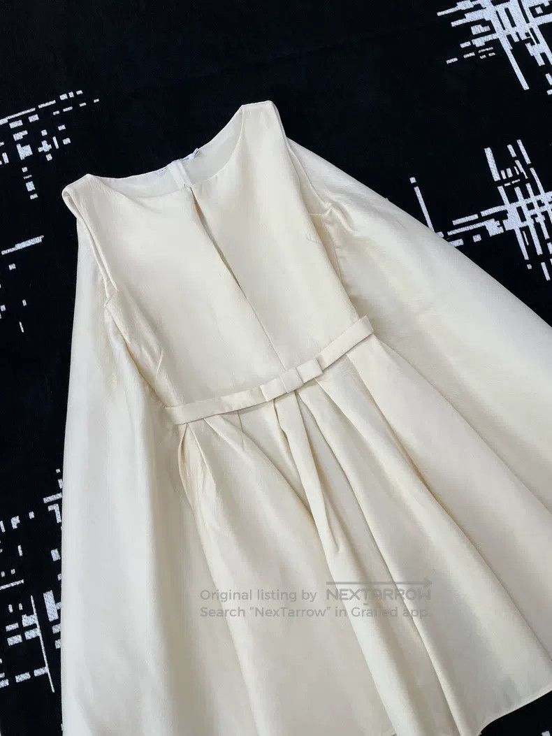 Dior Dior White silk wool dress sleeveless dress Size XS / US 0-2 / IT 36-38 - 2 Thumbnail