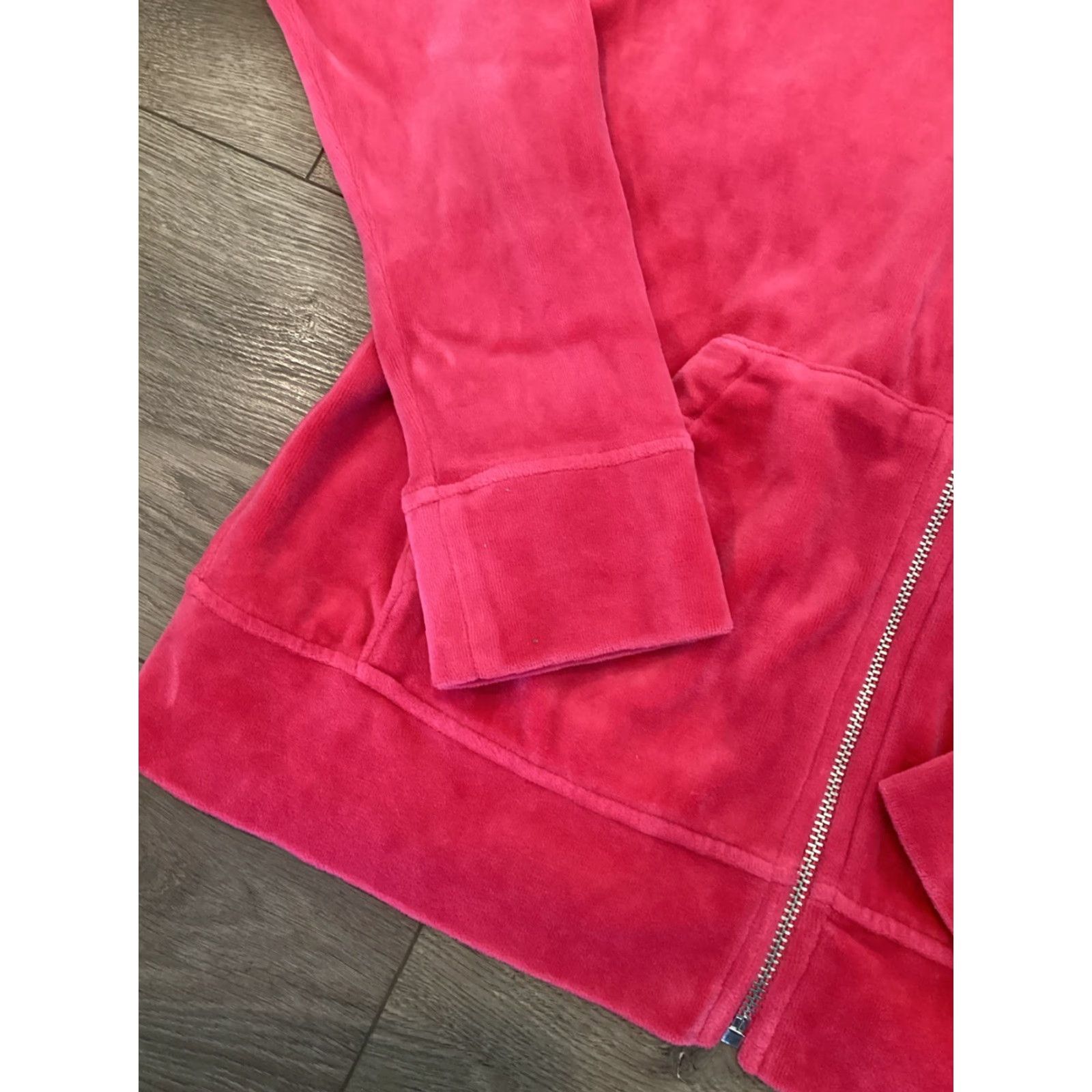 Juicy Couture Juicy Couture Velour Pink Long Sleeve Track Jacket Hoodie L Women Regular Fit Zip Hooded Solid Pink Vintage: No 90s? No, New with tags Size L / US 10 / IT 46 - 2 Thumbnail