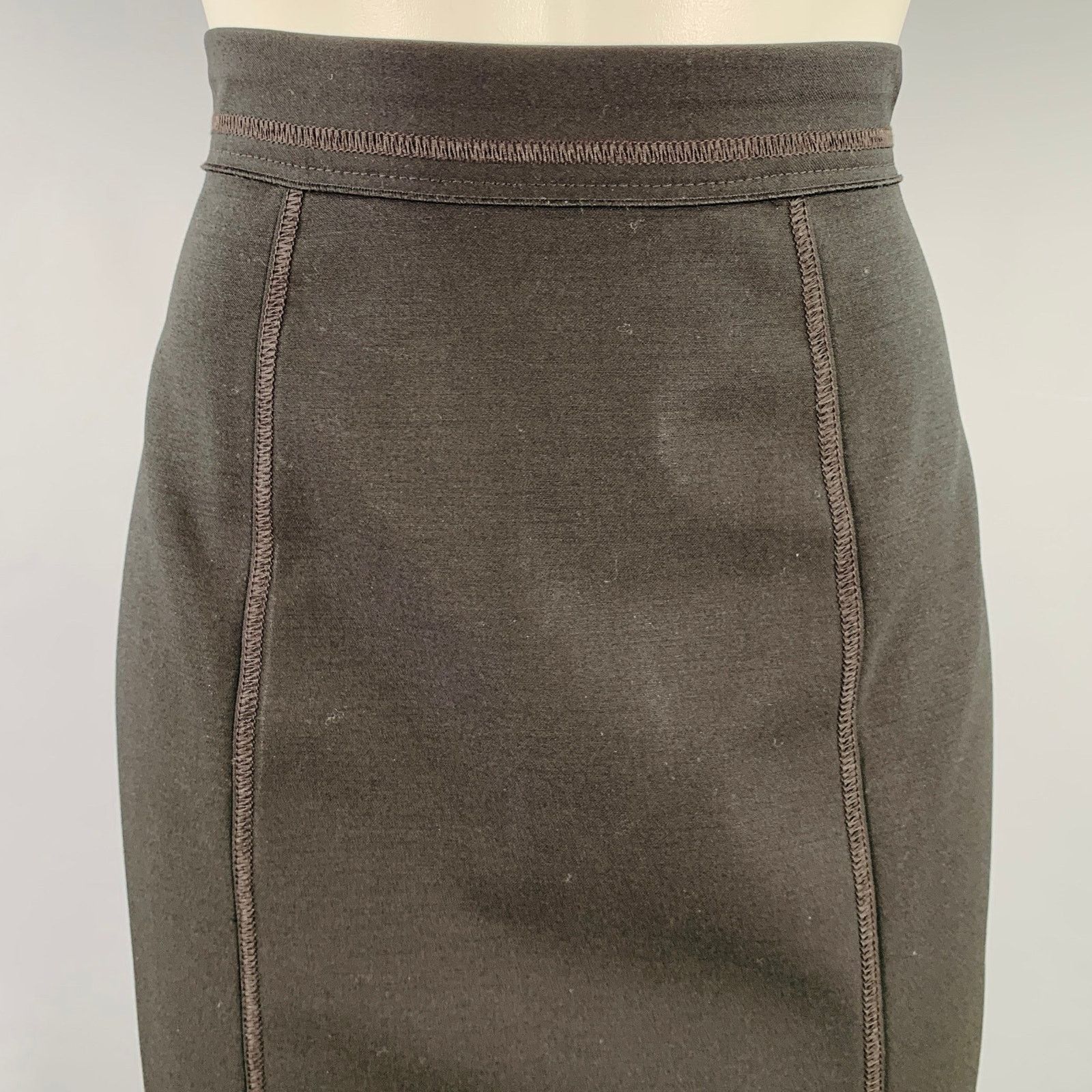 Dolce & Gabbana Size 4 Black Virgin Wool Blend Reverse Seams Skirt Size 27" / US 4 / IT 40 - 2 Thumbnail