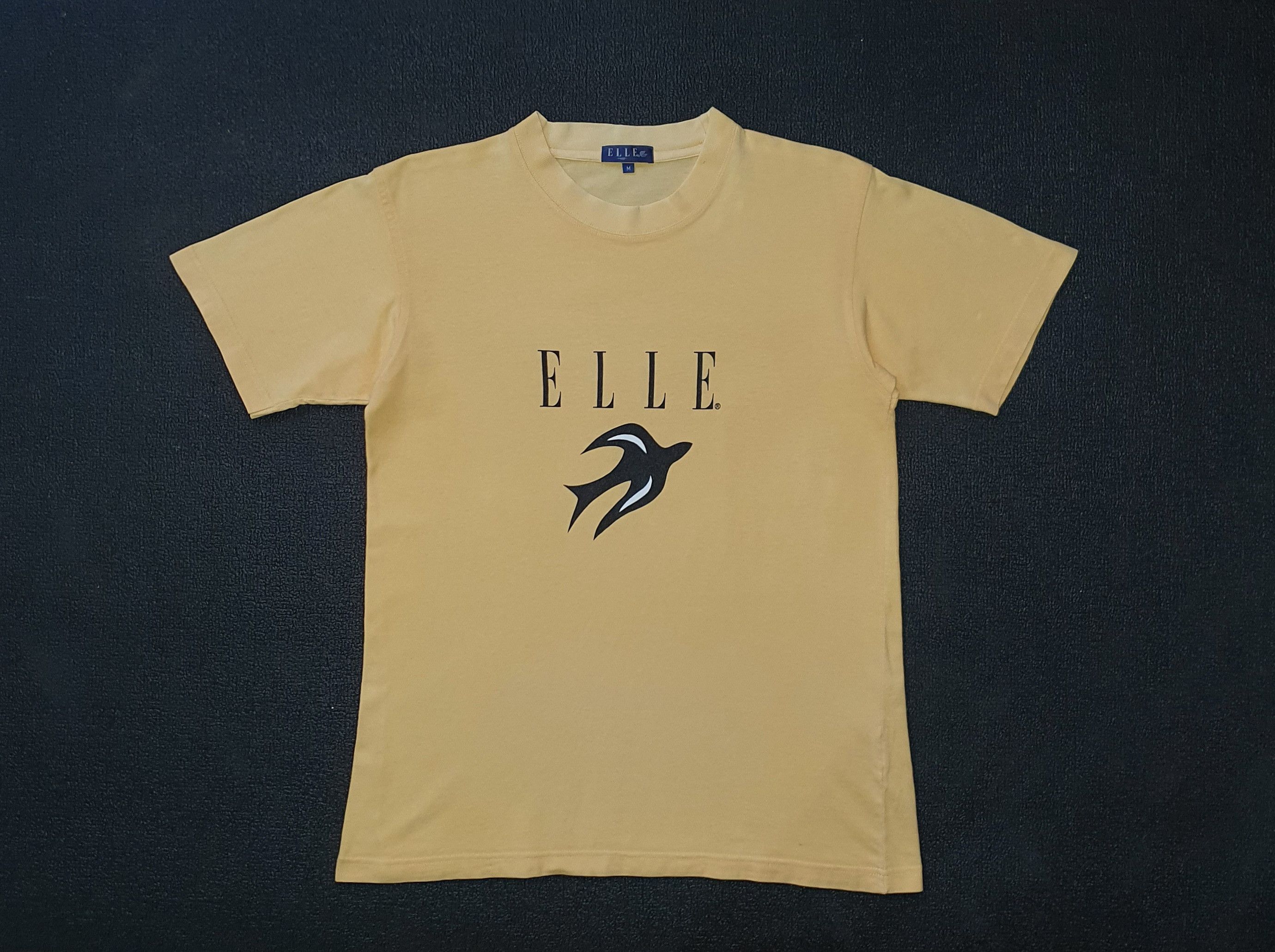 Vintage Vintage 90s ELLE Paris T shirt size Medium Size US M / EU 48-50 / 2 - 1 Thumbnail