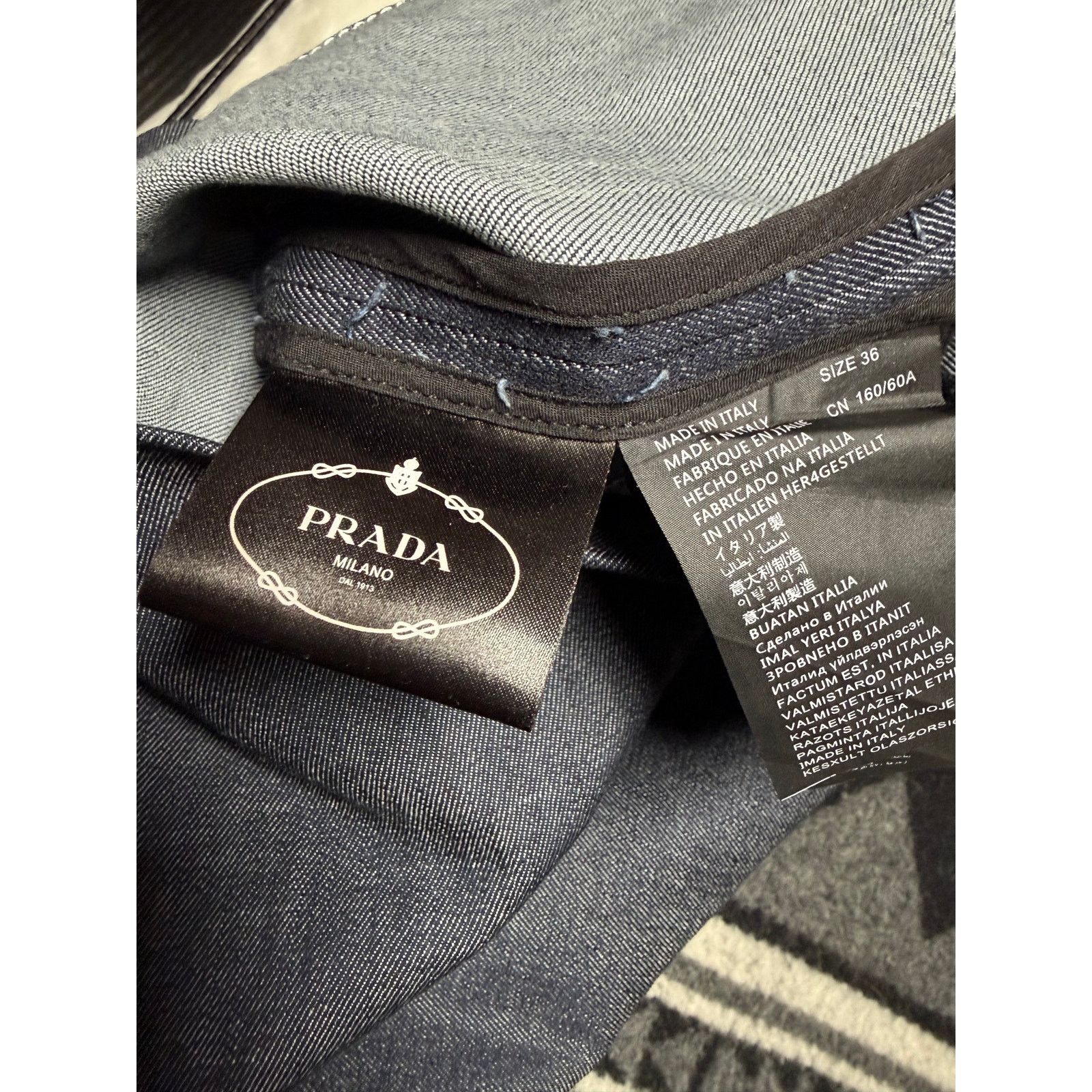 Prada Prada Denim Mini Skirt size 36/4 US Size 27" / US 4 / IT 40 - 5 Thumbnail